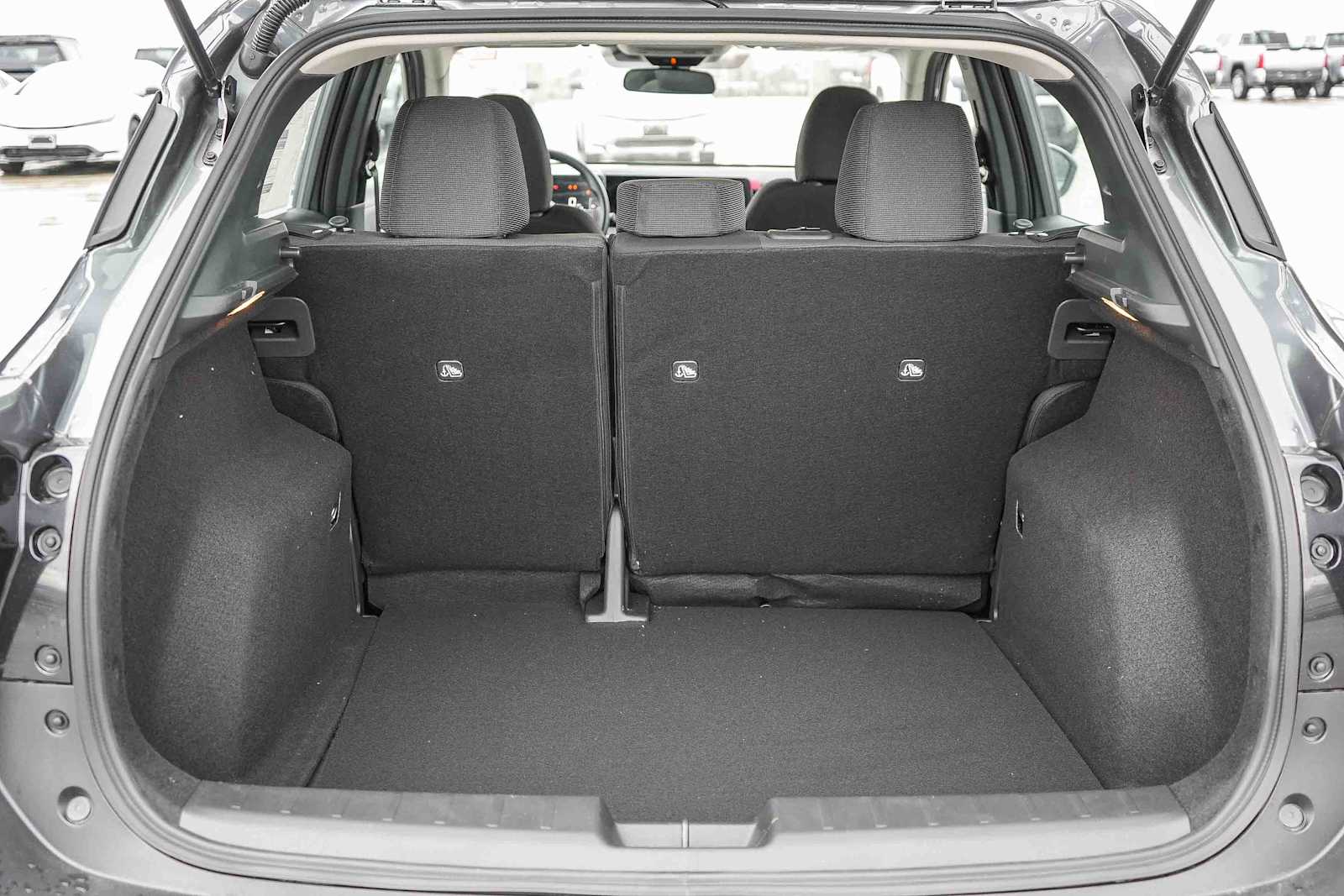 Thumbnail: 2026 Nissan Kicks - 12