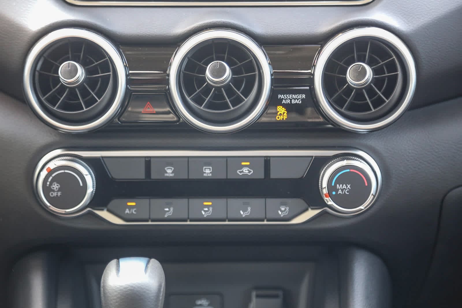 Thumbnail: 2025 Nissan Sentra - 16