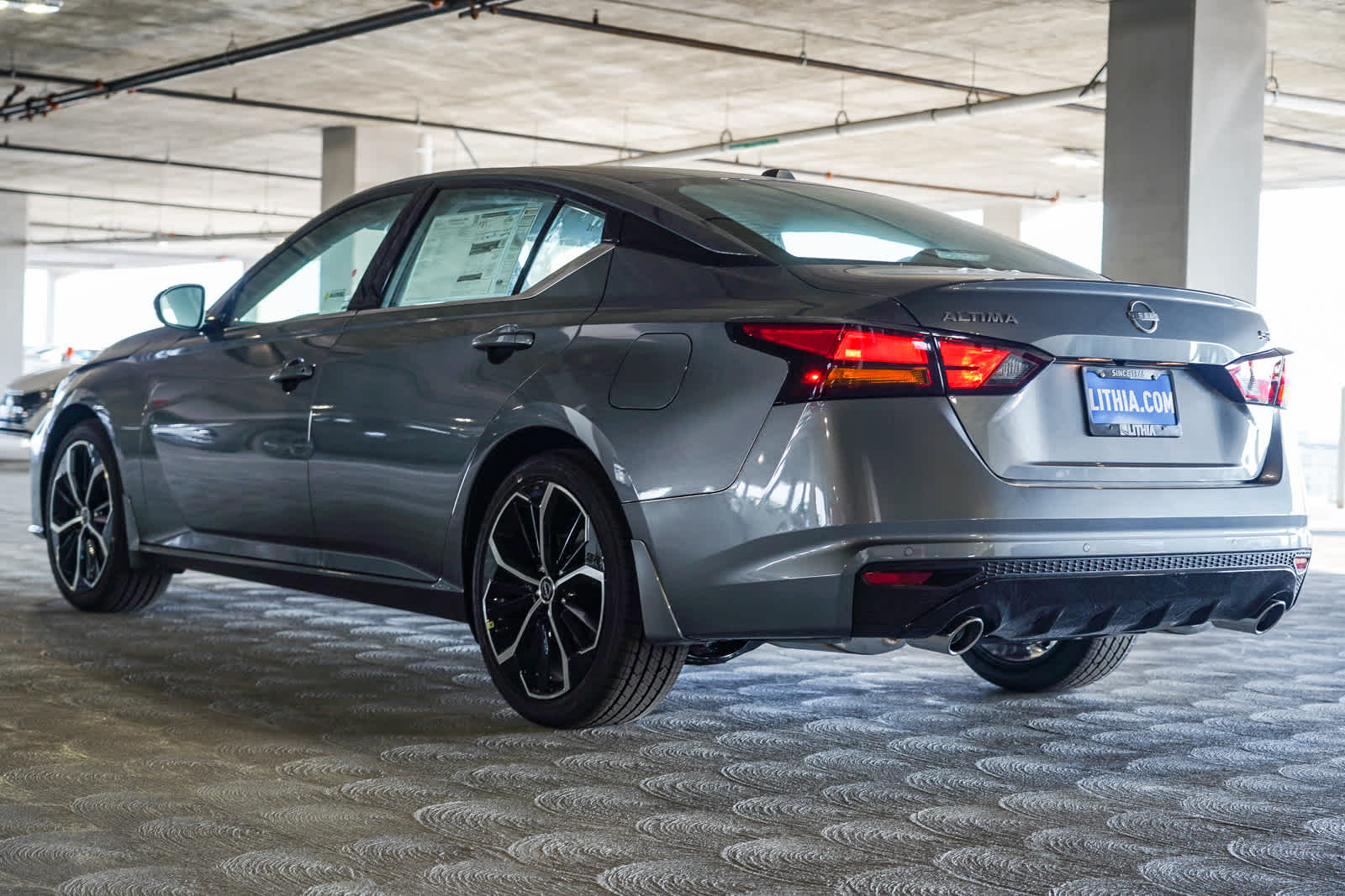 Thumbnail: 2025 Nissan Altima - 9