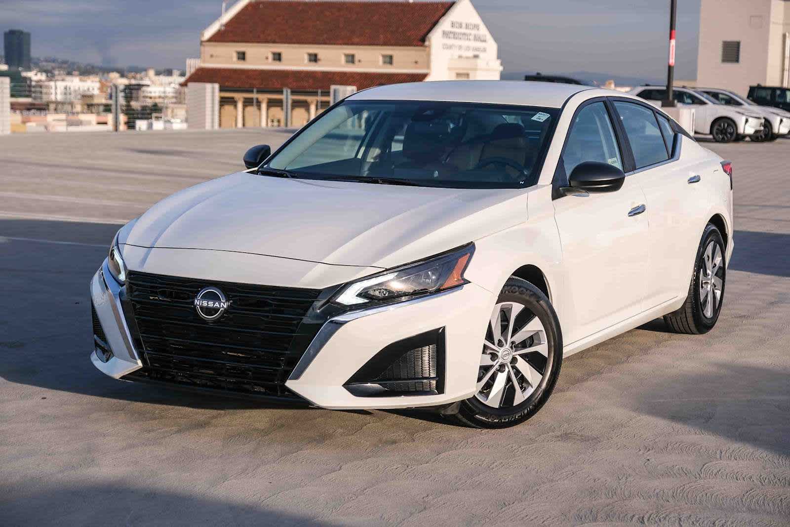 Thumbnail: 2025 Nissan Altima - 1