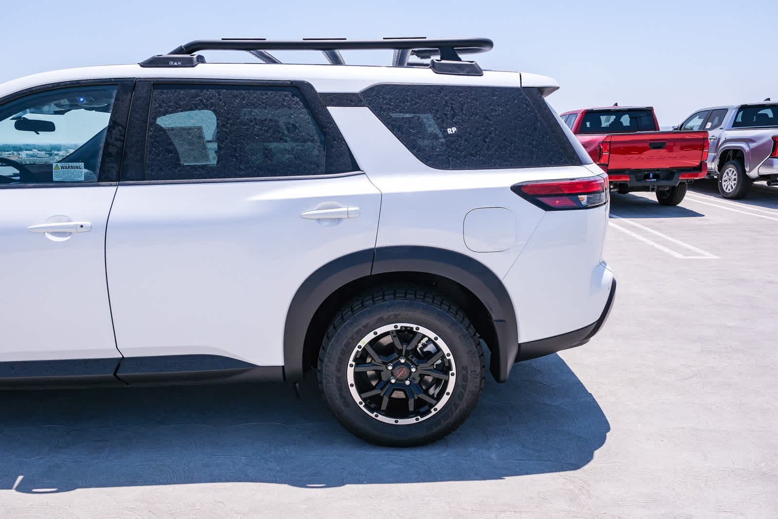 Thumbnail: 2026 Nissan Pathfinder - 8