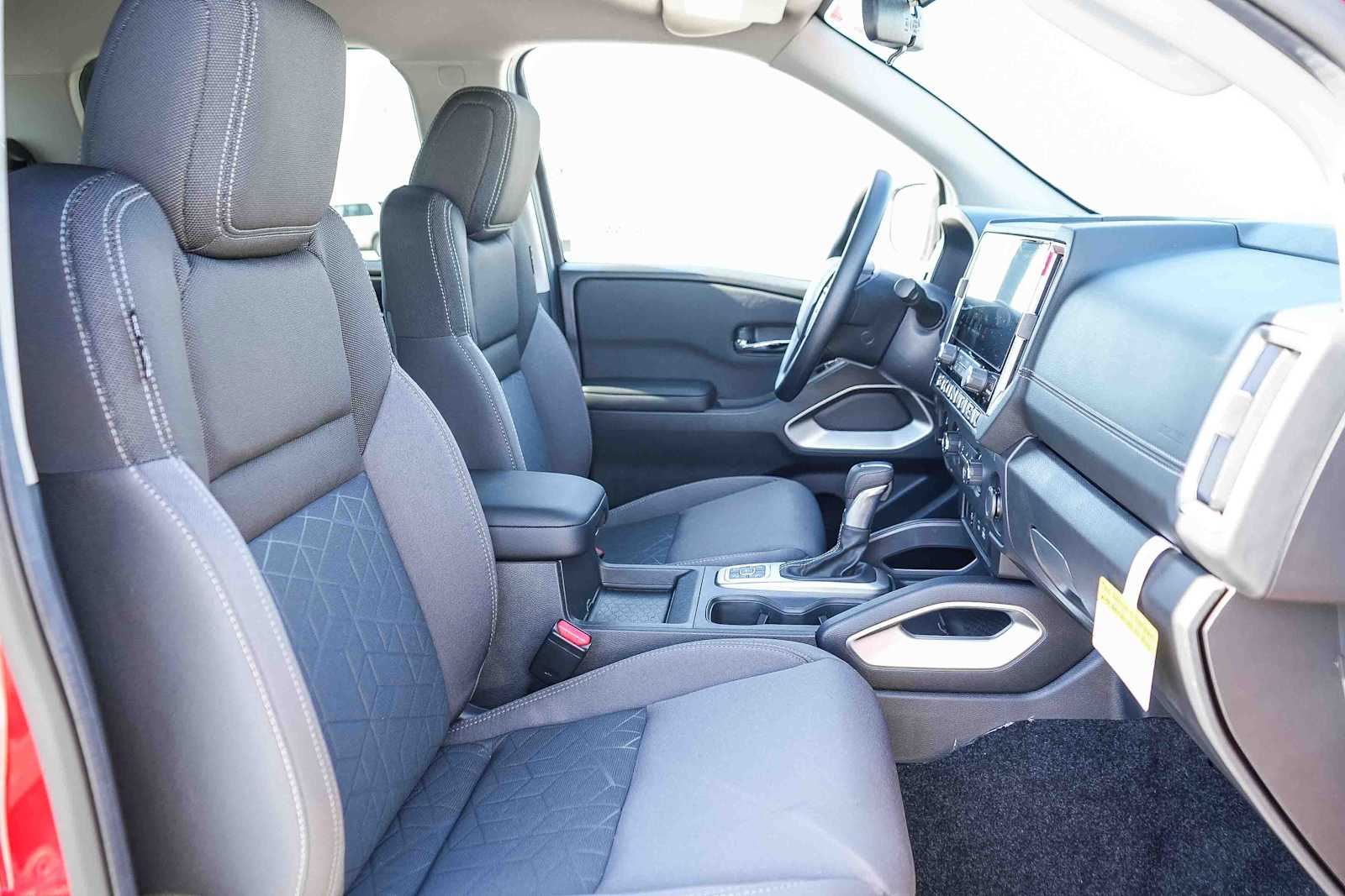 Thumbnail: 2026 Nissan Frontier - 18