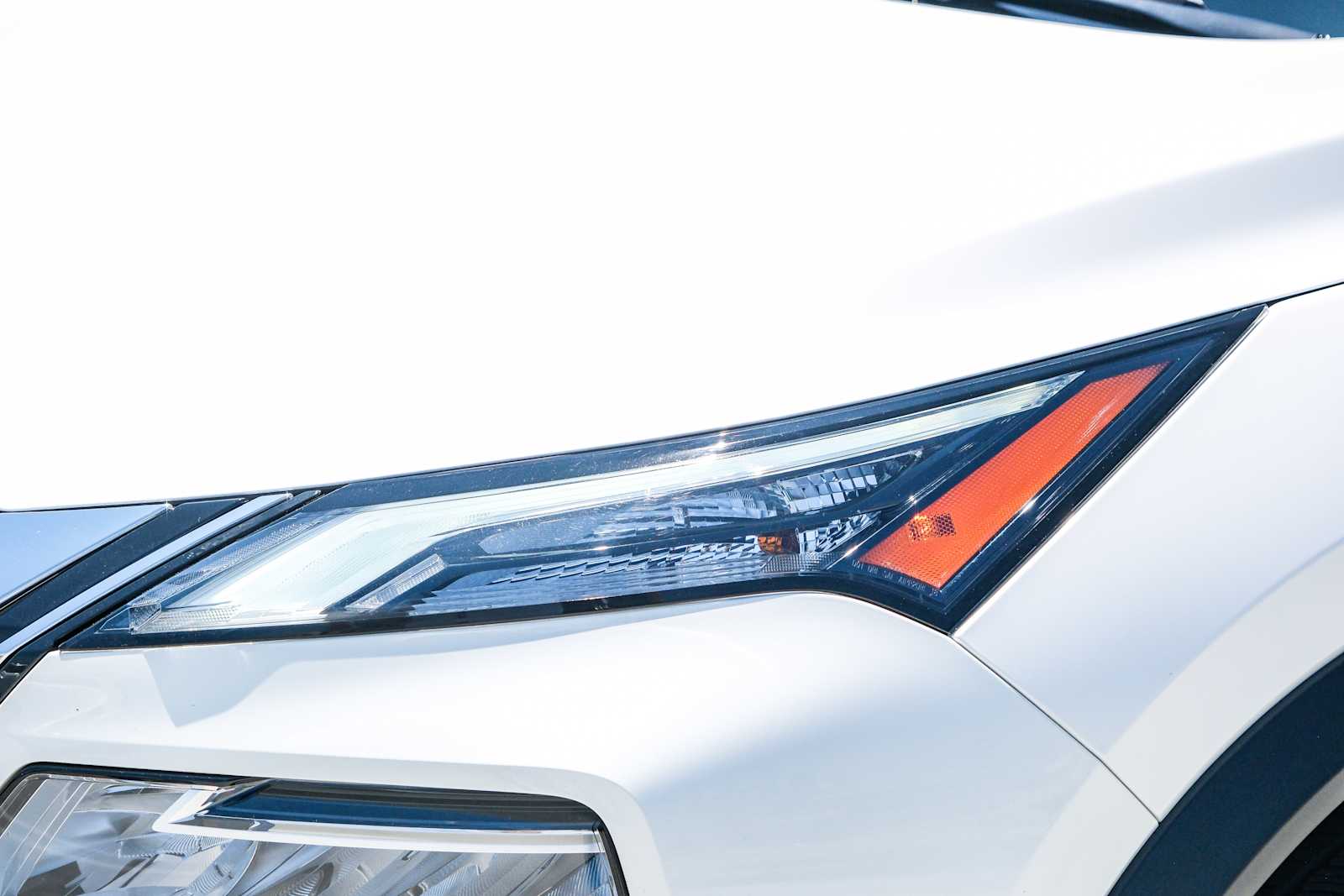 Thumbnail: 2023 Nissan Rogue - 10