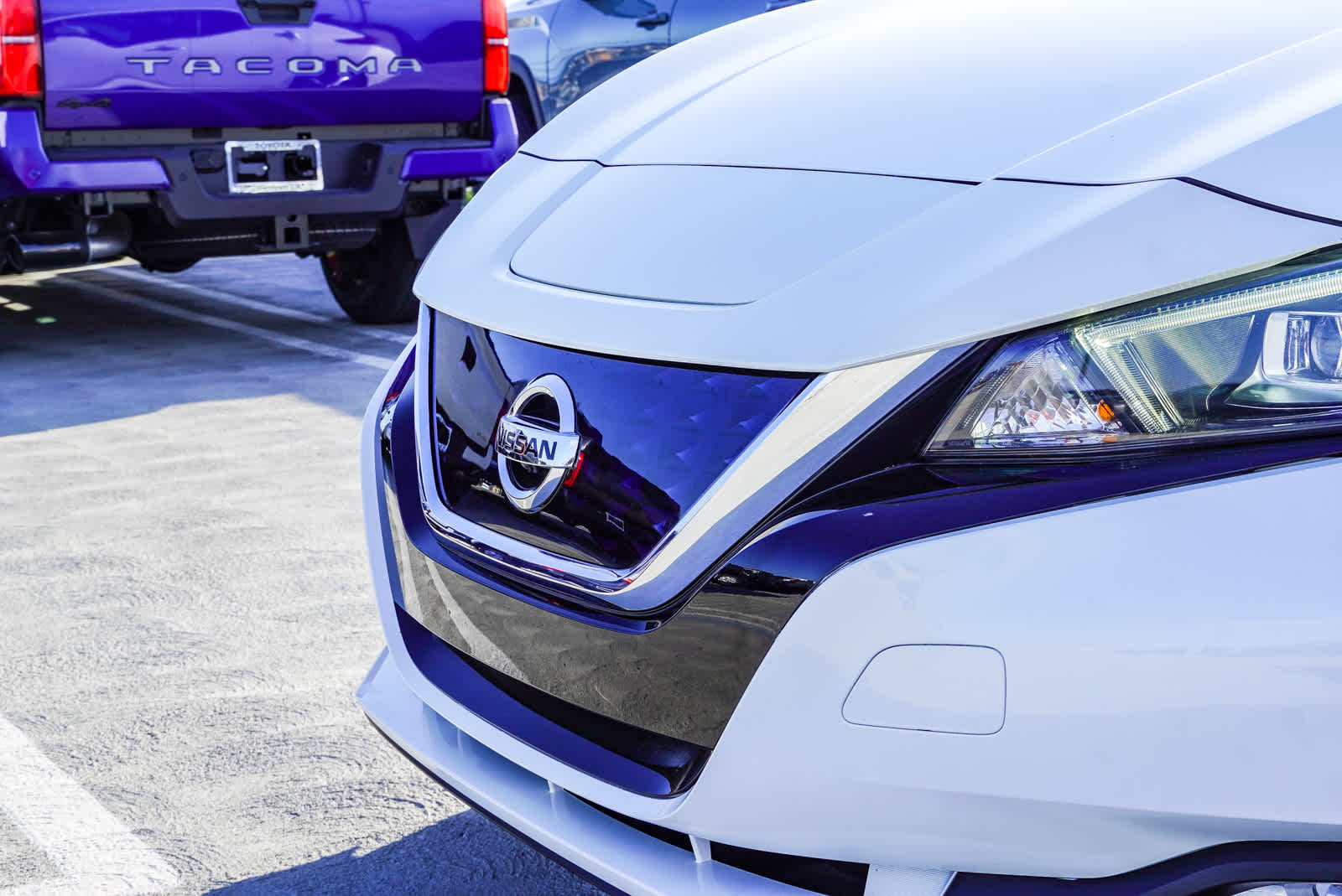 Thumbnail: 2020 Nissan Leaf - 12