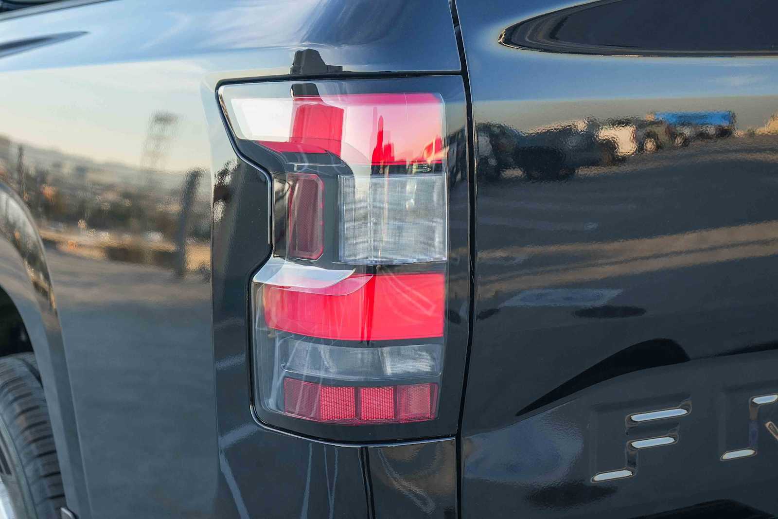 Thumbnail: 2026 Nissan Frontier - 9