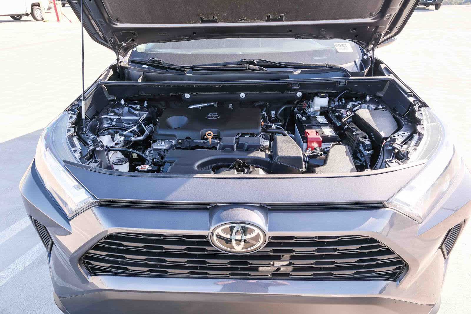 Thumbnail: 2025 Toyota RAV4 - 29