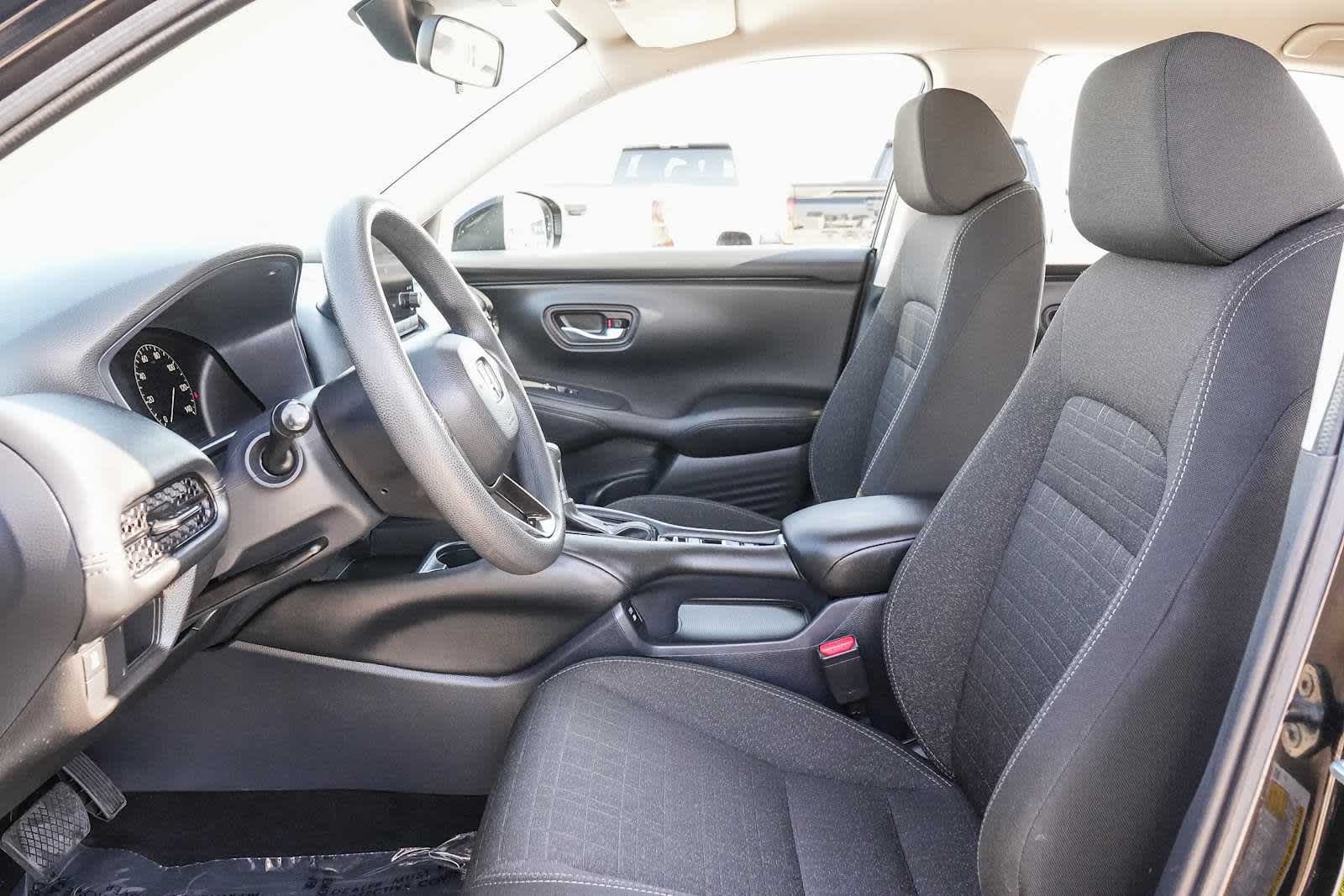 Thumbnail: 2025 Honda HR-V - 17