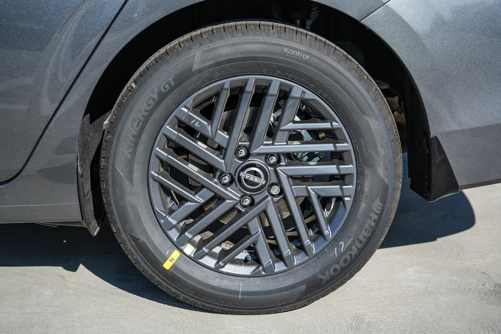 Thumbnail: 2026 Nissan Sentra - 10