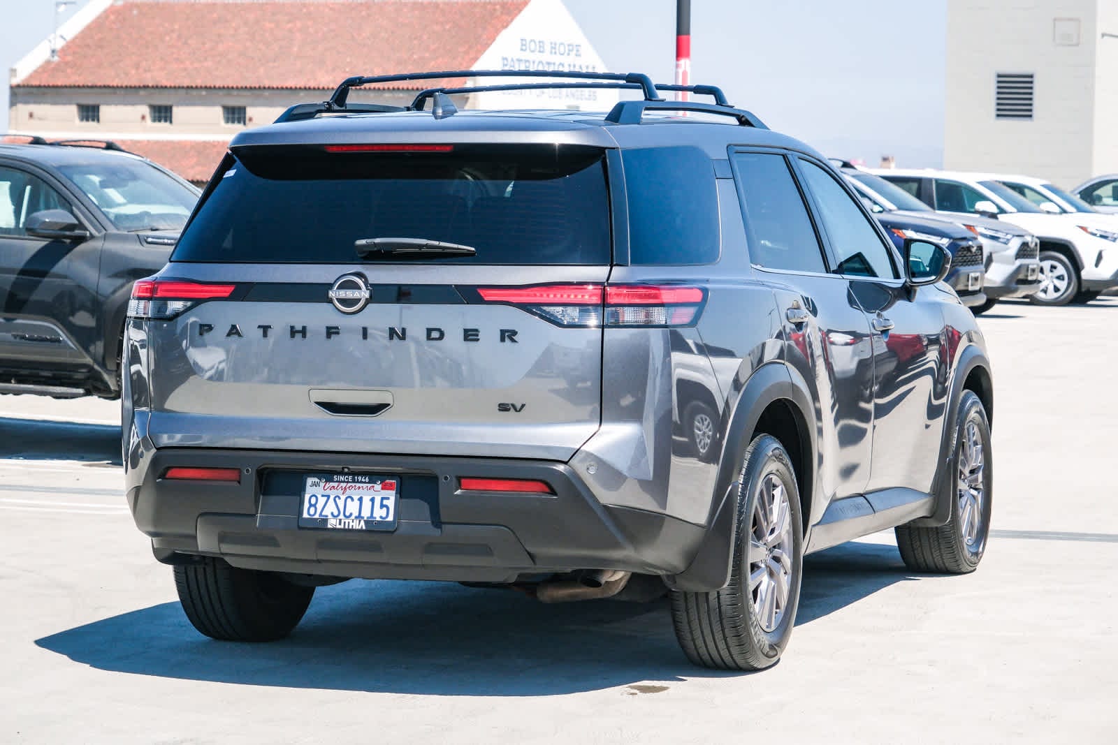 Thumbnail: 2022 Nissan Pathfinder - 4