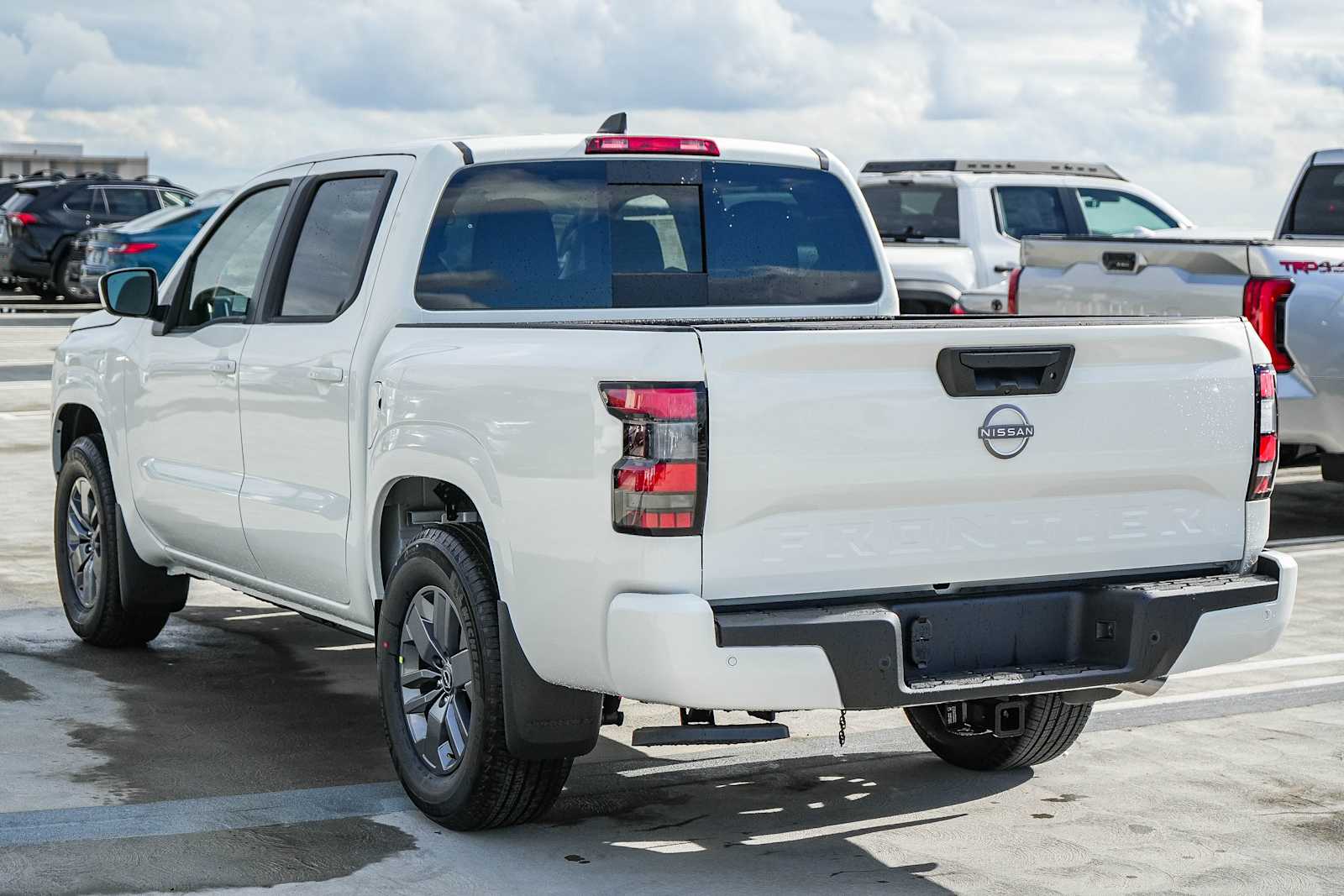 Thumbnail: 2026 Nissan Frontier - 8