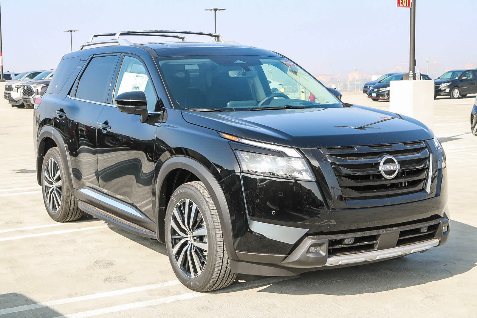 Thumbnail: 2025 Nissan Pathfinder - 3