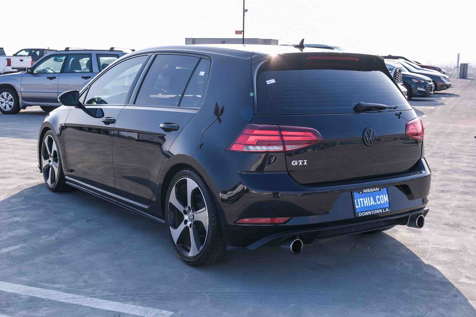 Thumbnail: 2018 Volkswagen Golf - 6