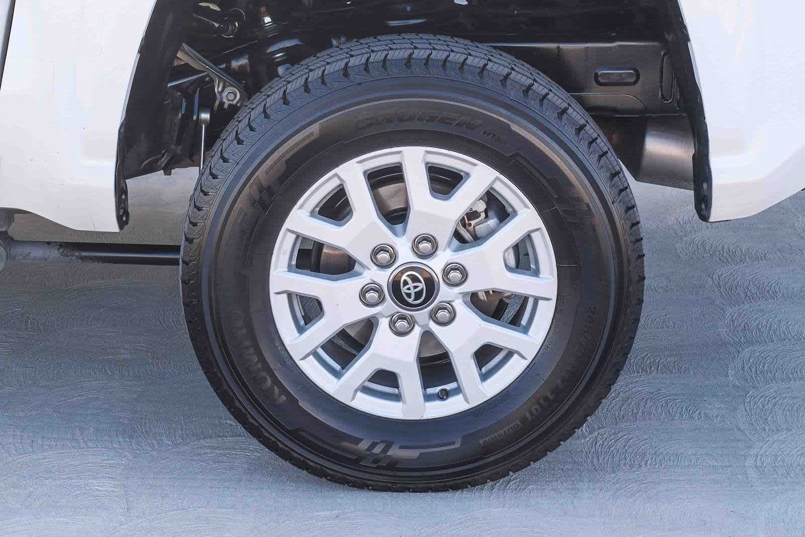 Thumbnail: 2024 Toyota Tacoma - 9