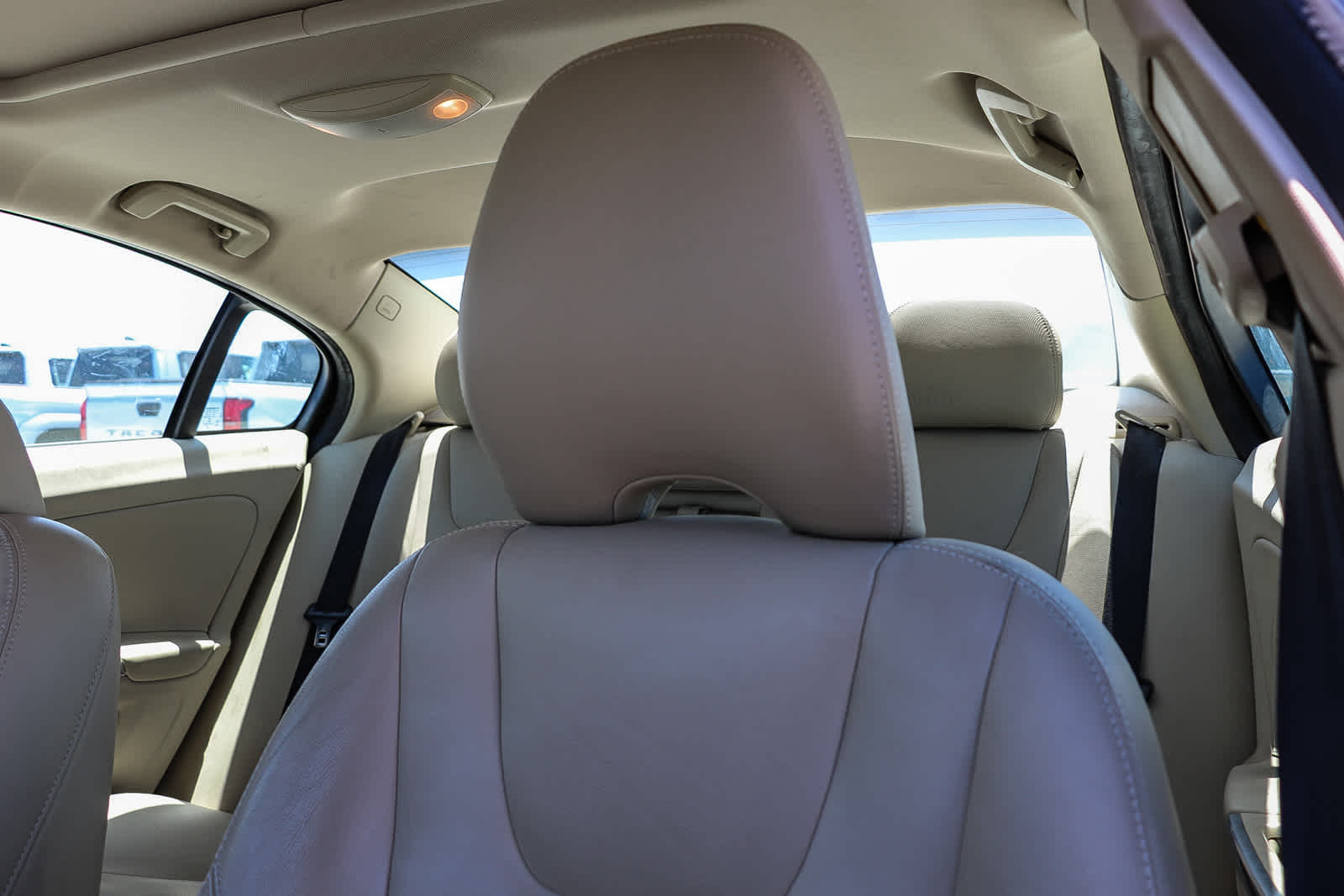 Thumbnail: 2015 Volvo S60 - 15