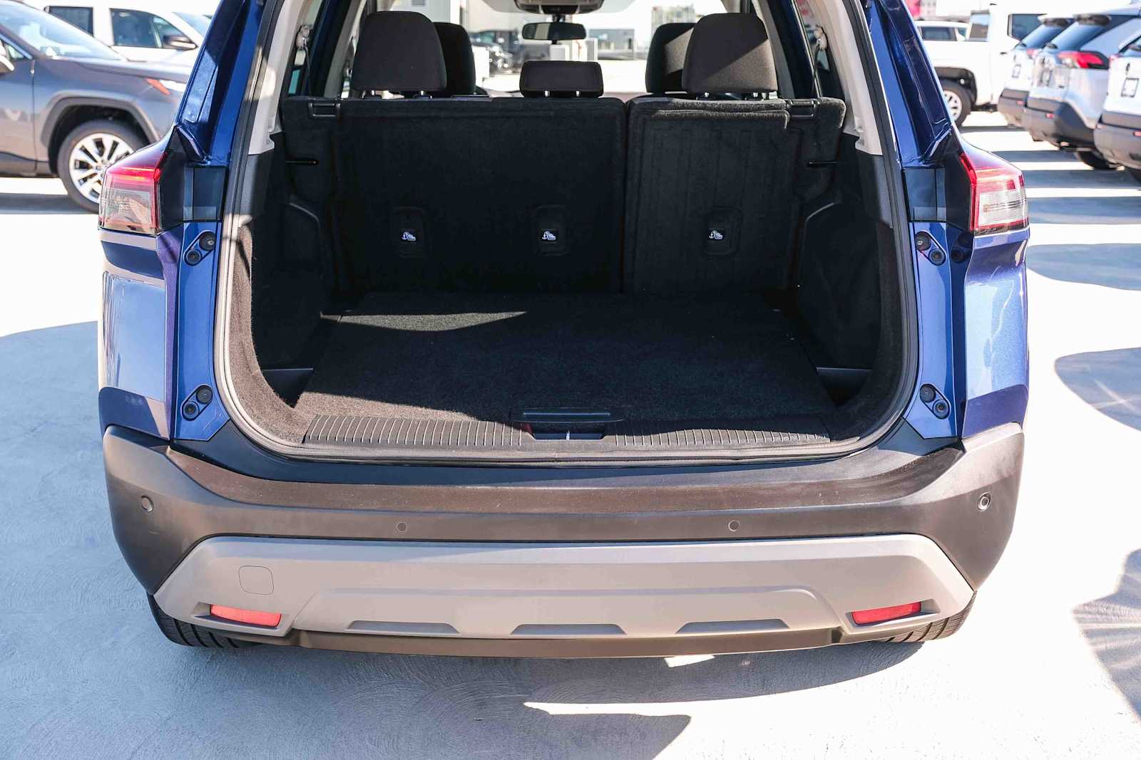 Thumbnail: 2023 Nissan Rogue - 23