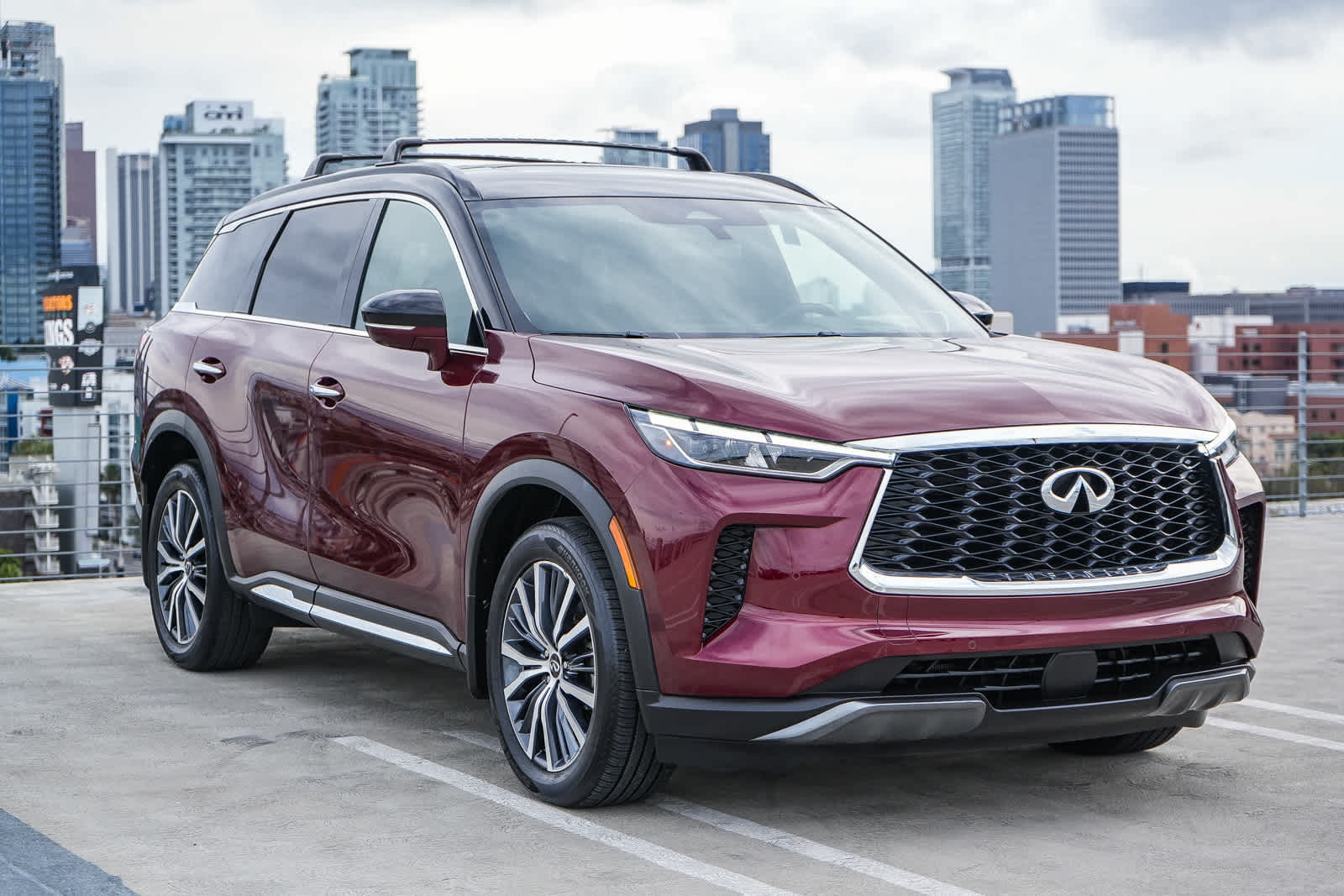 Thumbnail: 2024 INFINITI QX60 - 3