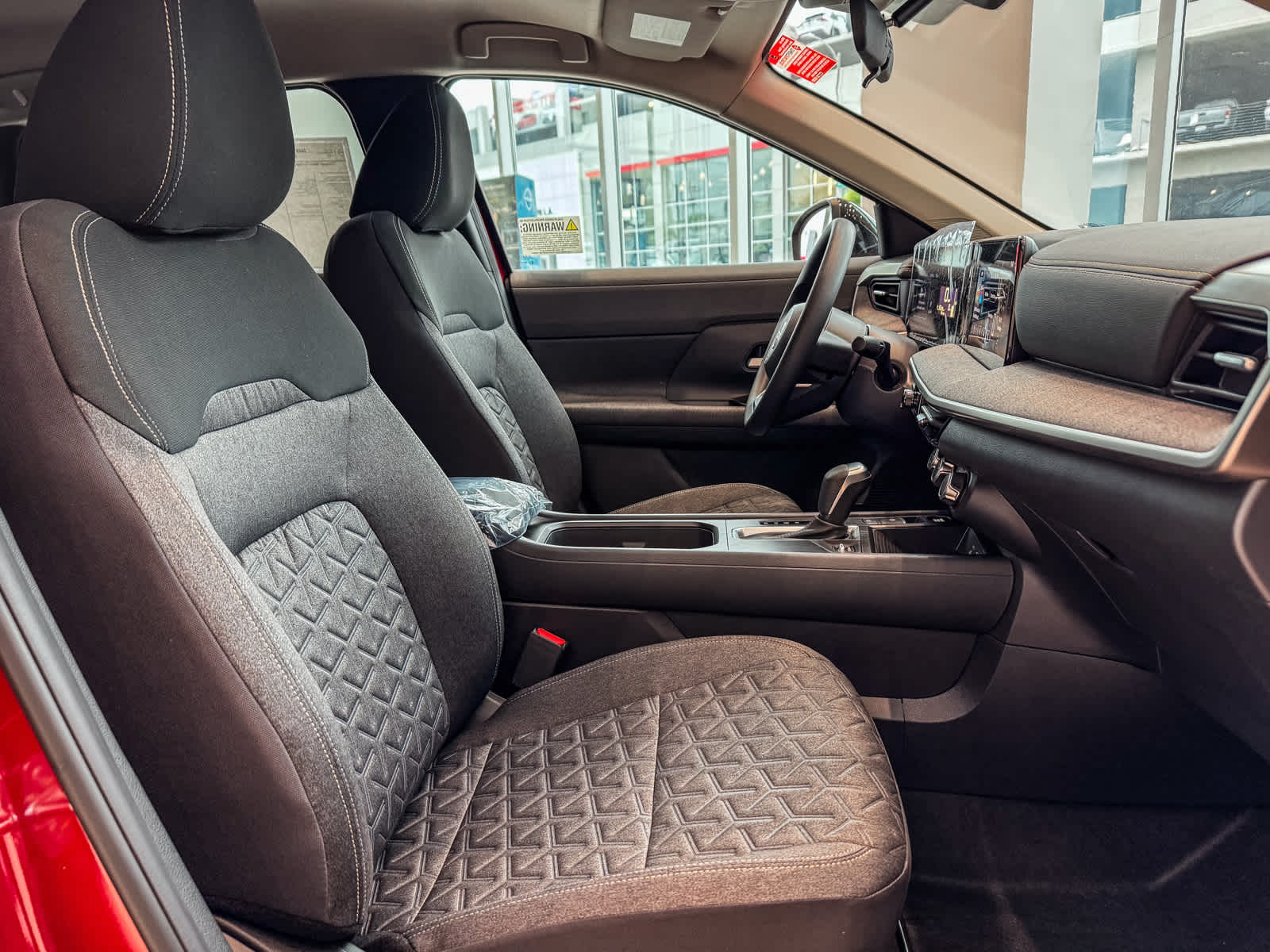 Thumbnail: 2025 Nissan Kicks - 18