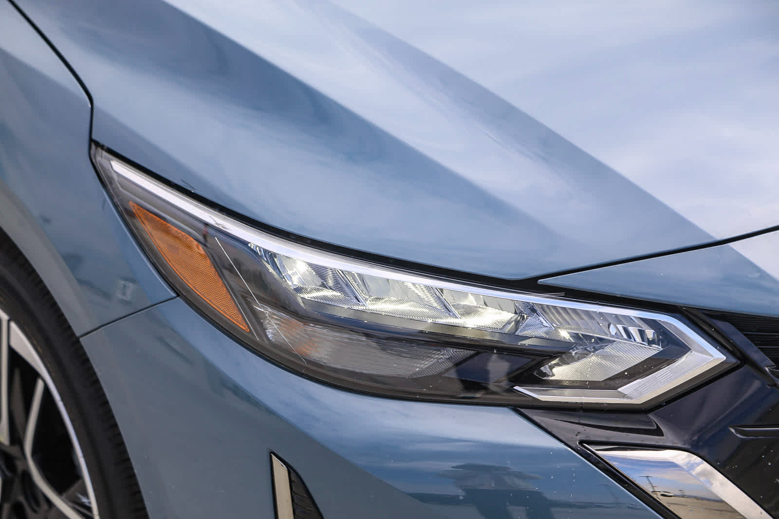 Thumbnail: 2025 Nissan Sentra - 4