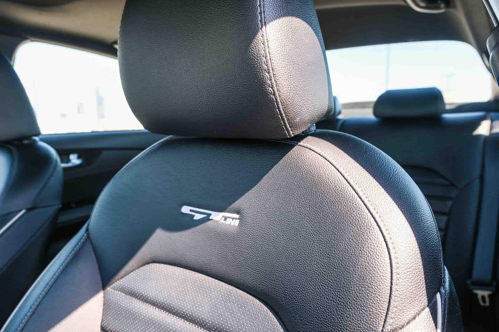 Thumbnail: 2023 Kia Forte - 21