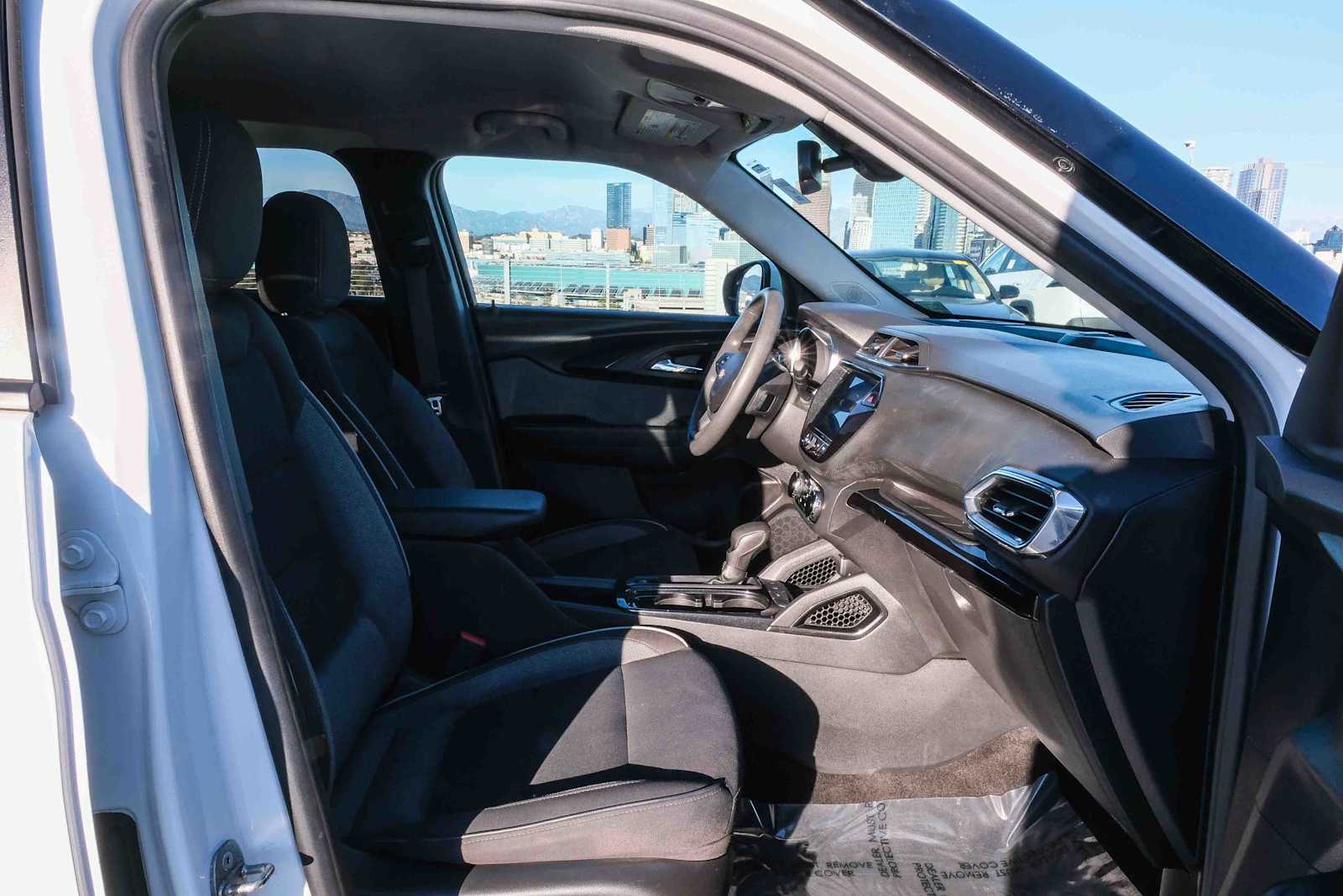 Thumbnail: 2023 Chevrolet TrailBlazer - 14