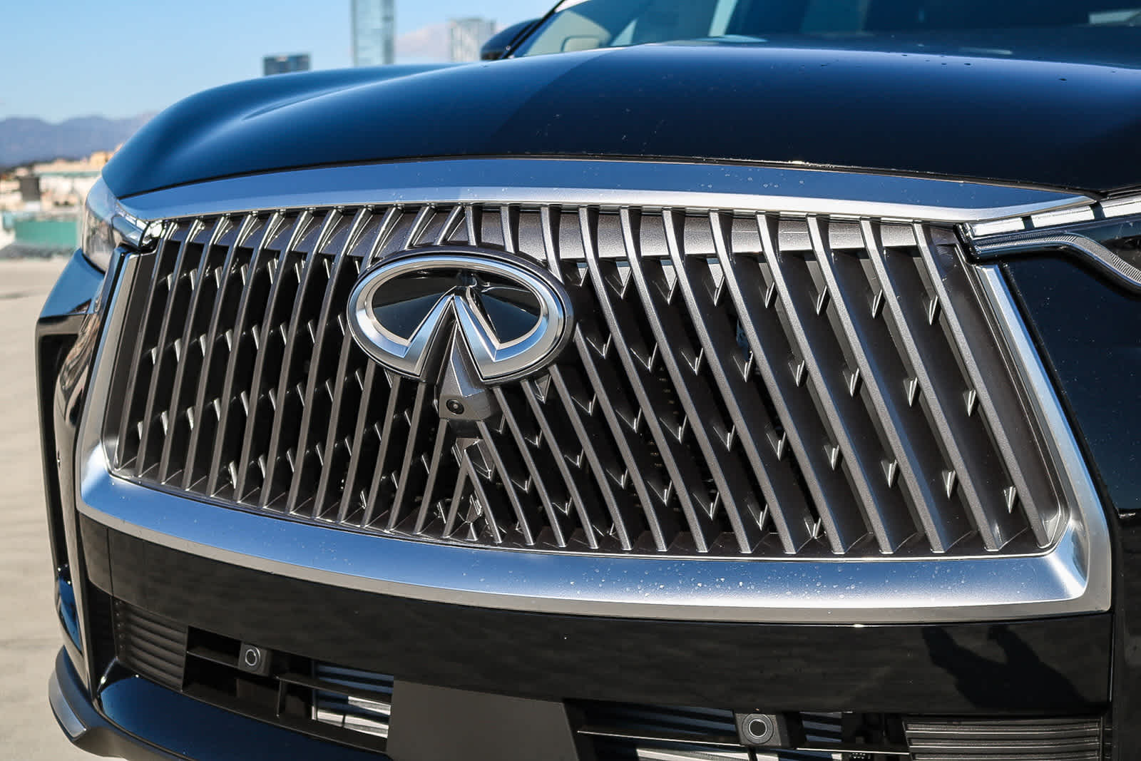 Thumbnail: 2026 INFINITI QX60 - 5