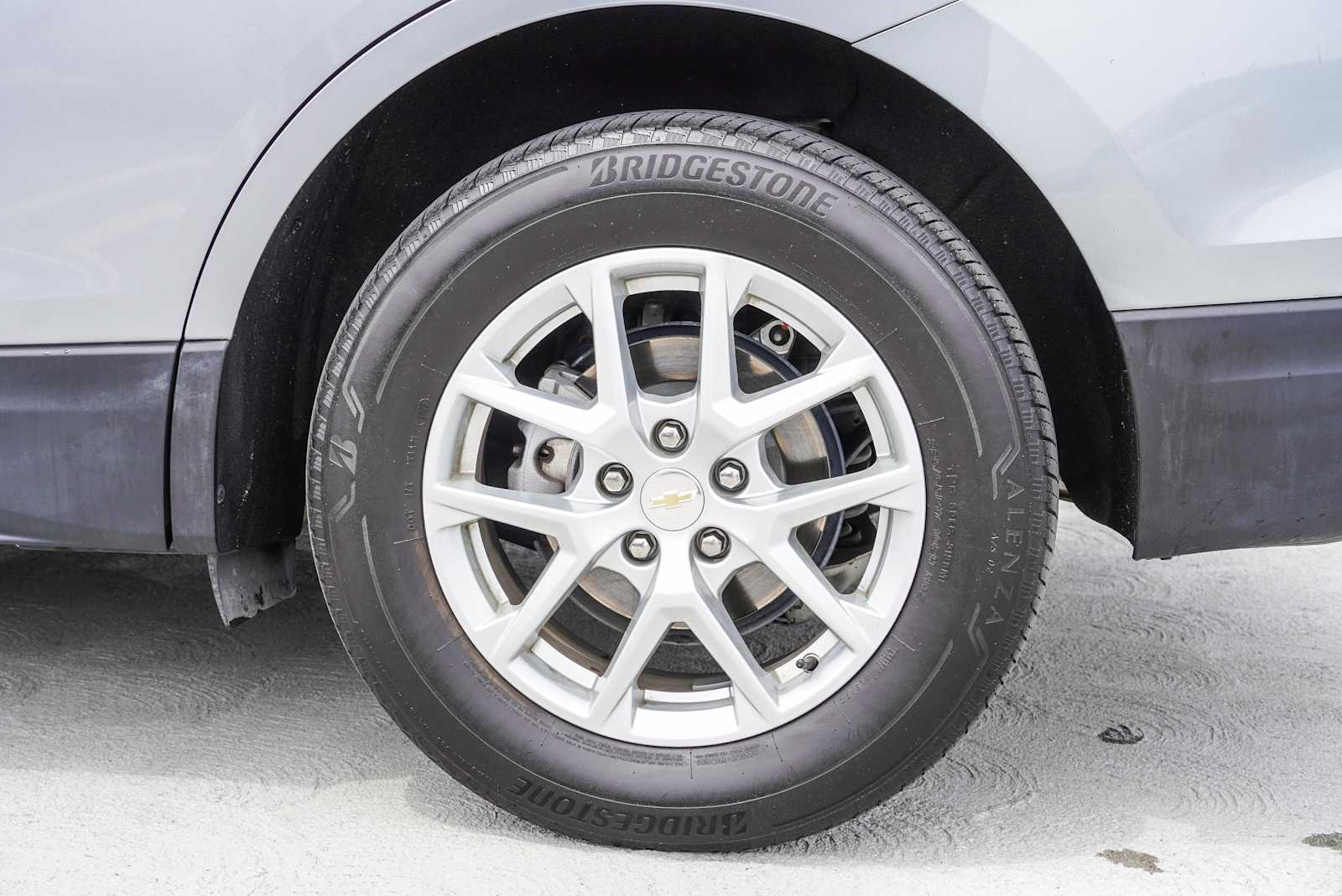 Thumbnail: 2023 Chevrolet Equinox - 9
