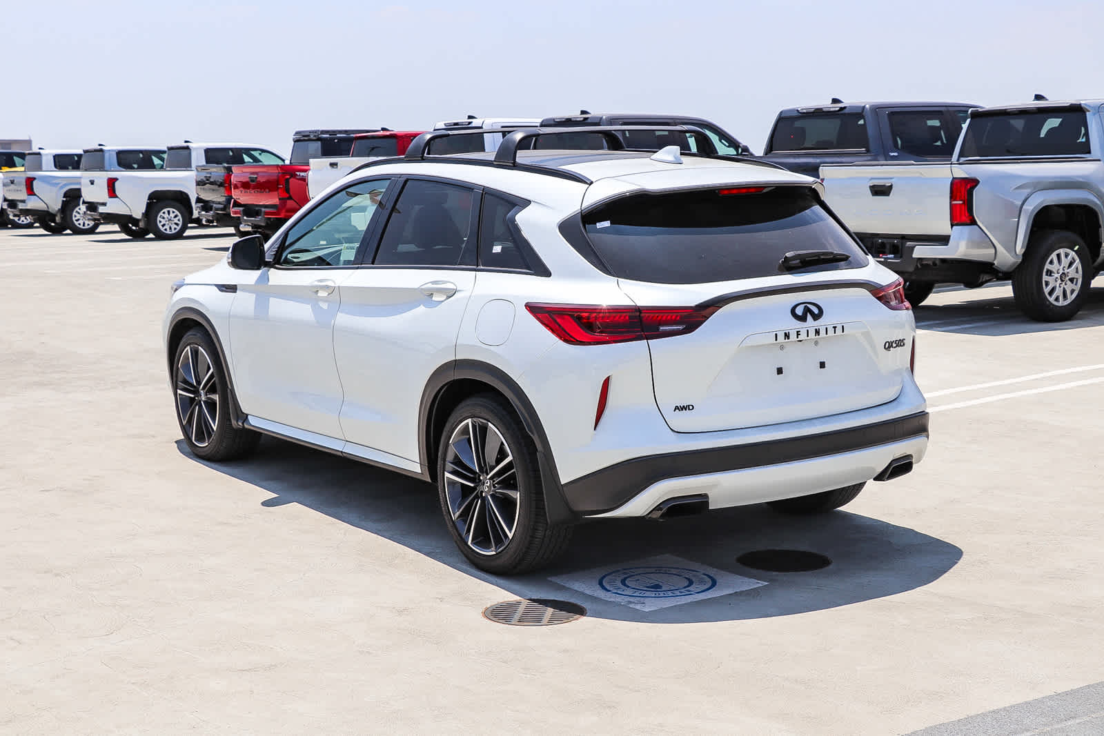 Thumbnail: 2025 INFINITI QX50 - 7