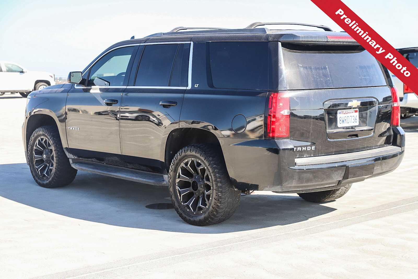 Thumbnail: 2017 Chevrolet Tahoe - 8