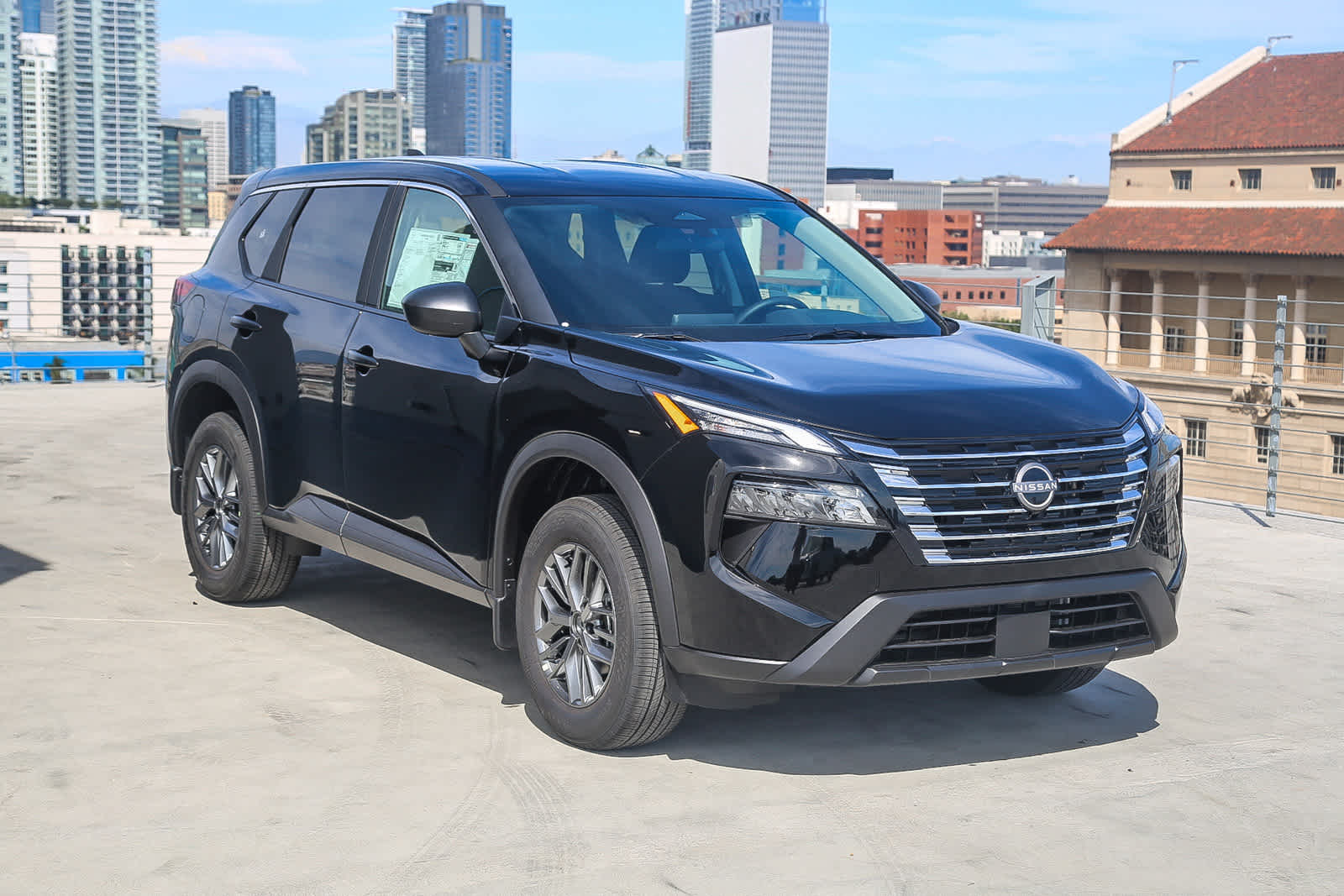Thumbnail: 2026 Nissan Rogue - 3
