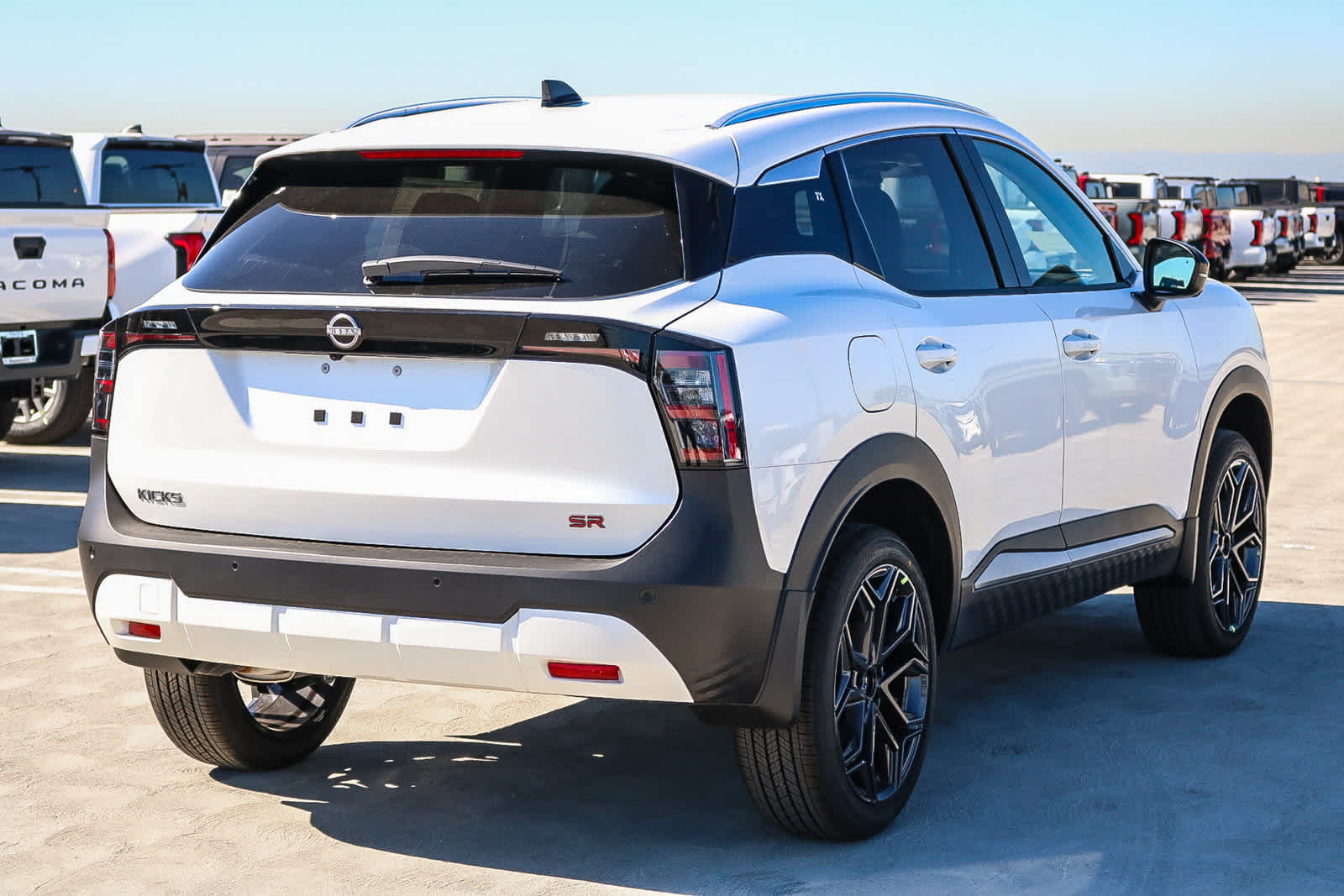 Thumbnail: 2026 Nissan Kicks - 6