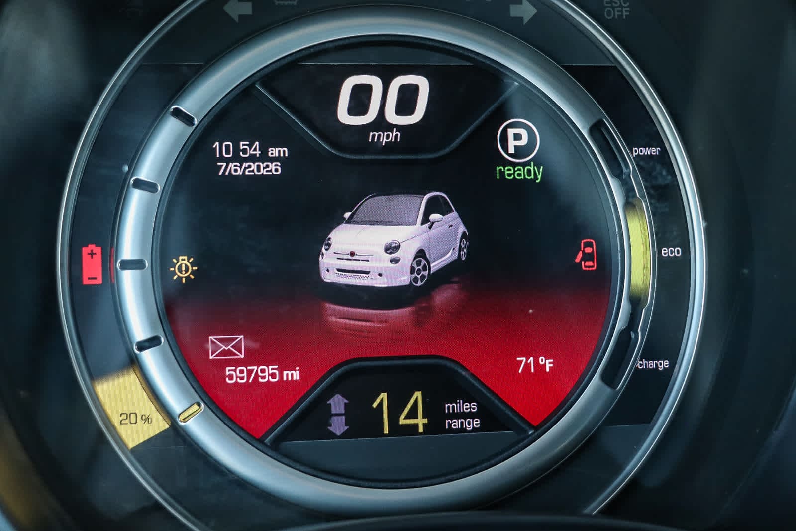 Thumbnail: 2016 Fiat 500e - 23
