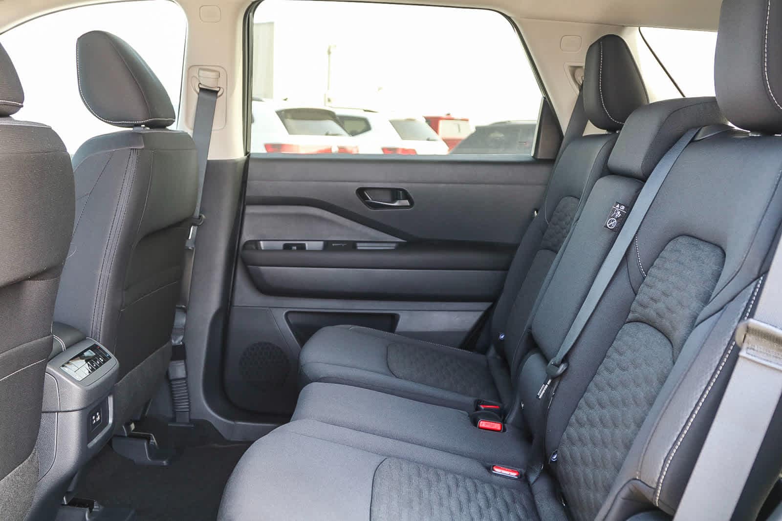 Thumbnail: 2025 Nissan Pathfinder - 21