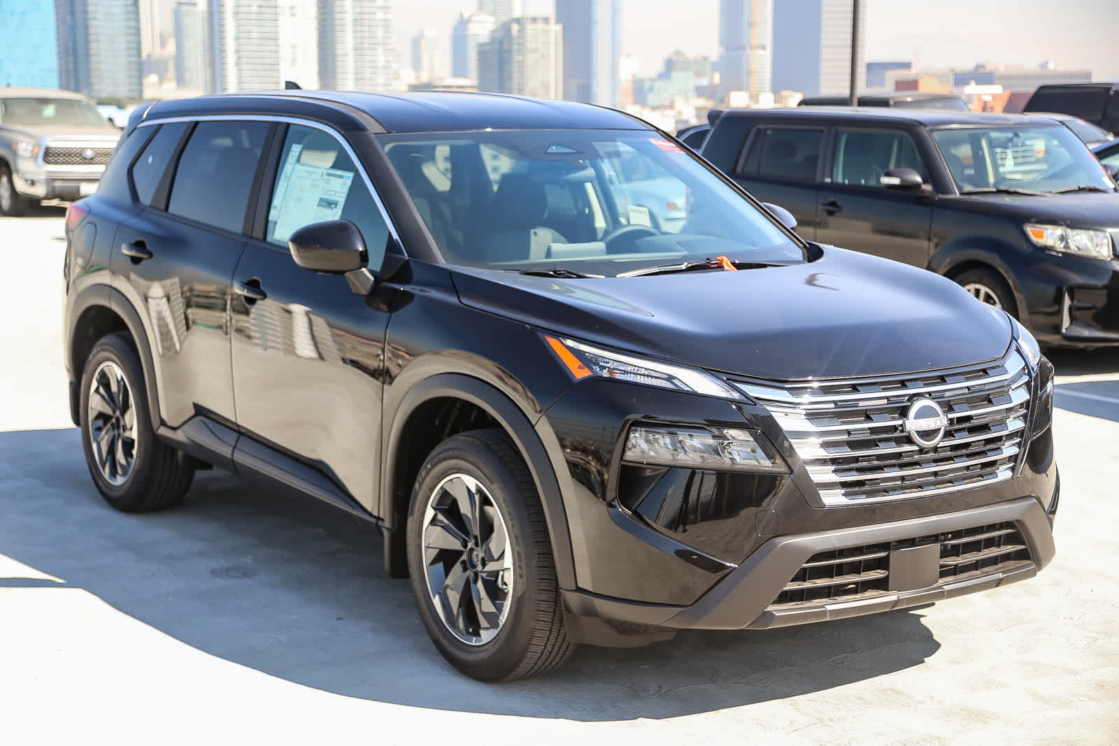 Thumbnail: 2025 Nissan Rogue - 3