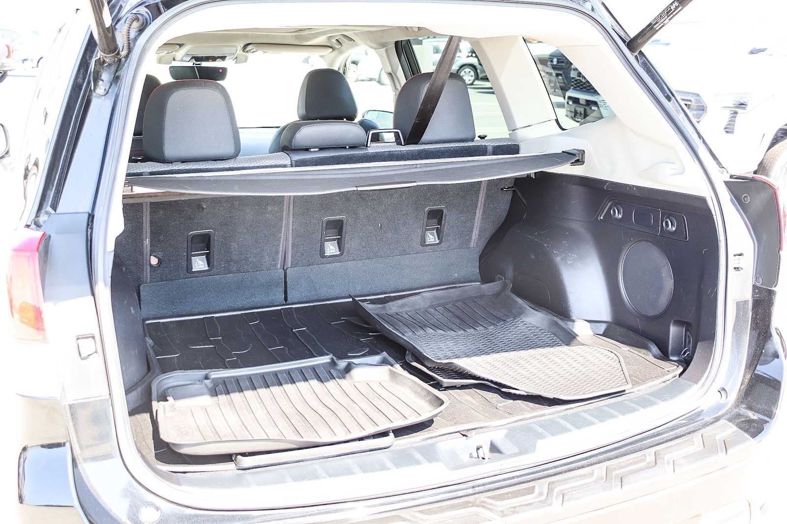 Thumbnail: 2020 Subaru Forester - 30