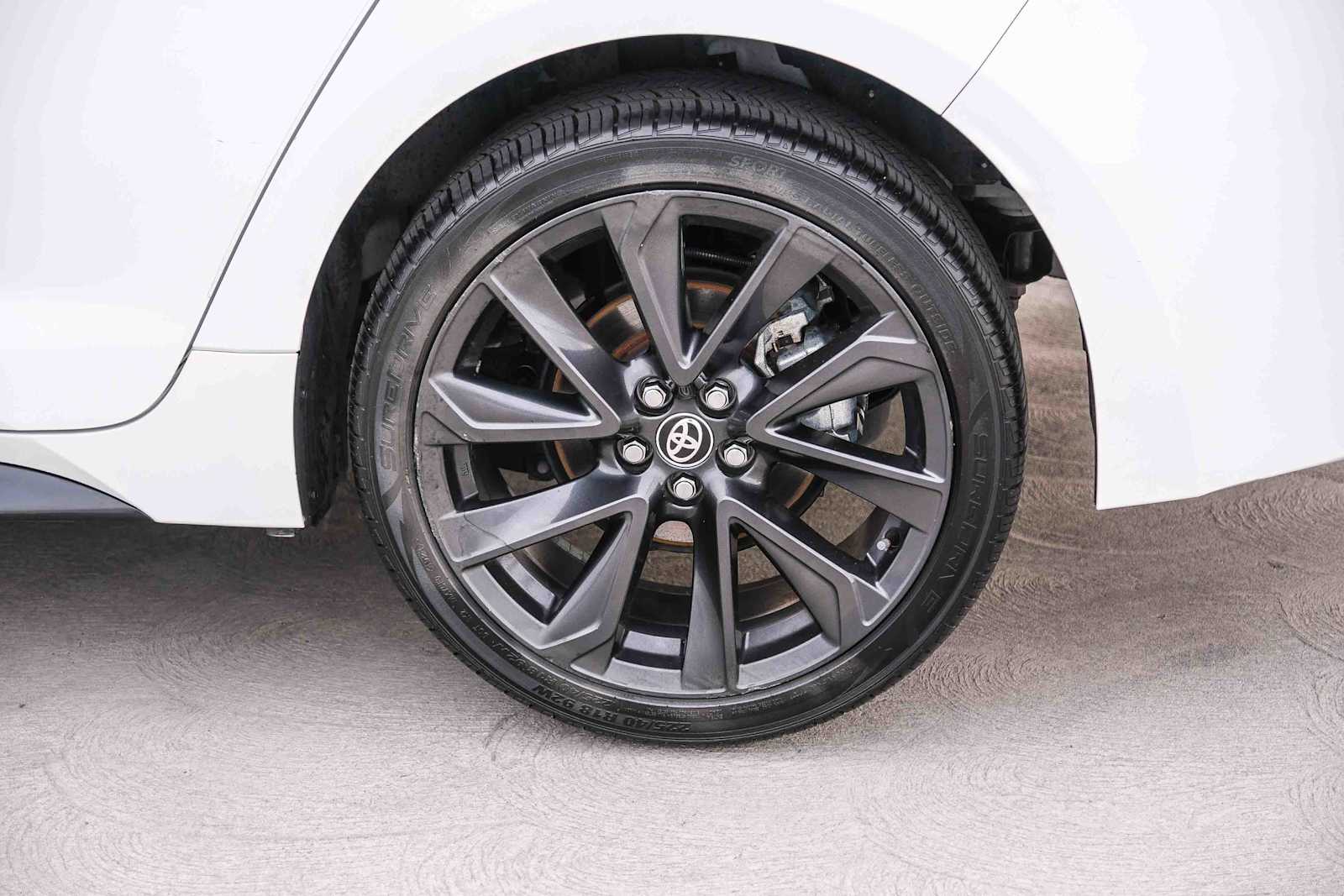 Thumbnail: 2024 Toyota Corolla - 9