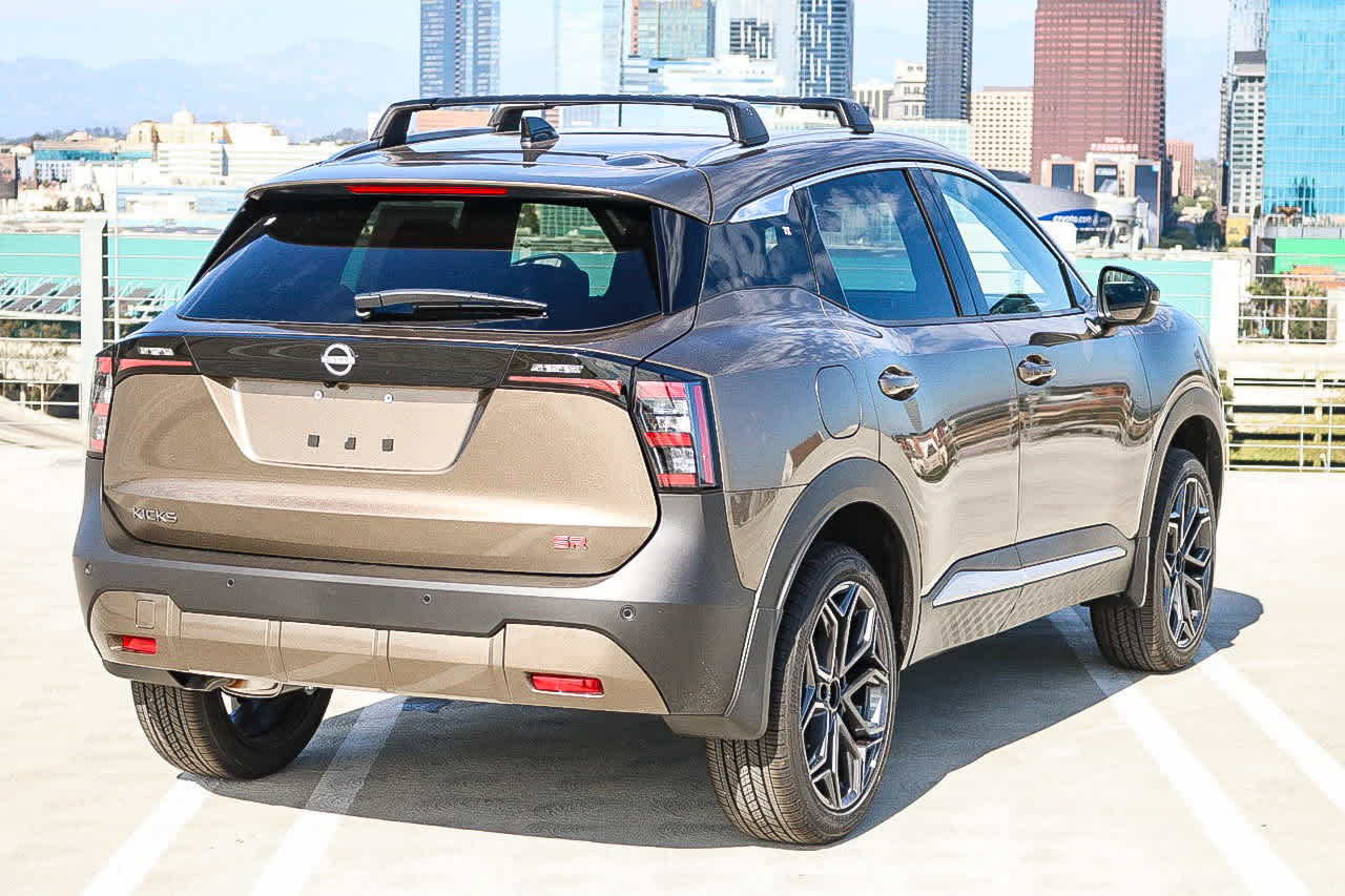 Thumbnail: 2026 Nissan Kicks - 6