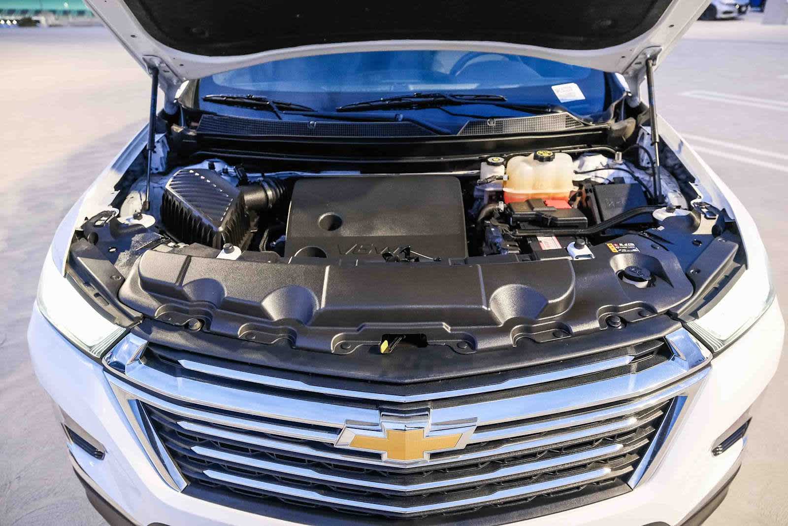 Thumbnail: 2023 Chevrolet Traverse - 28