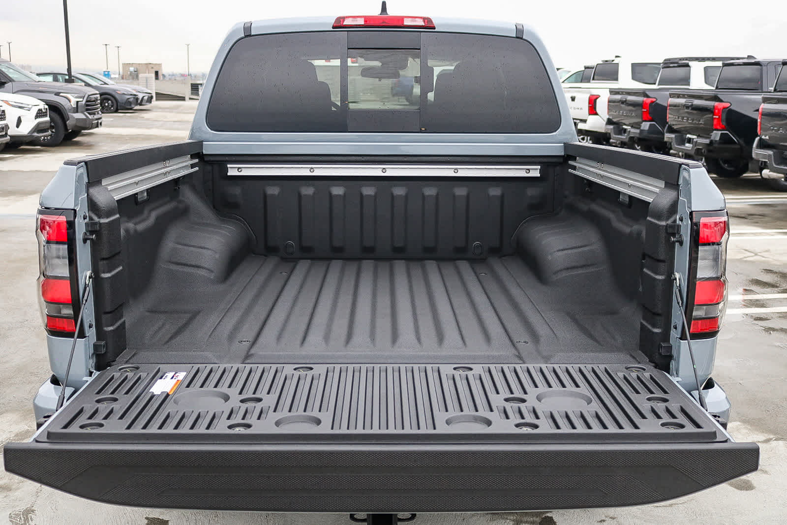 Thumbnail: 2026 Nissan Frontier - 12