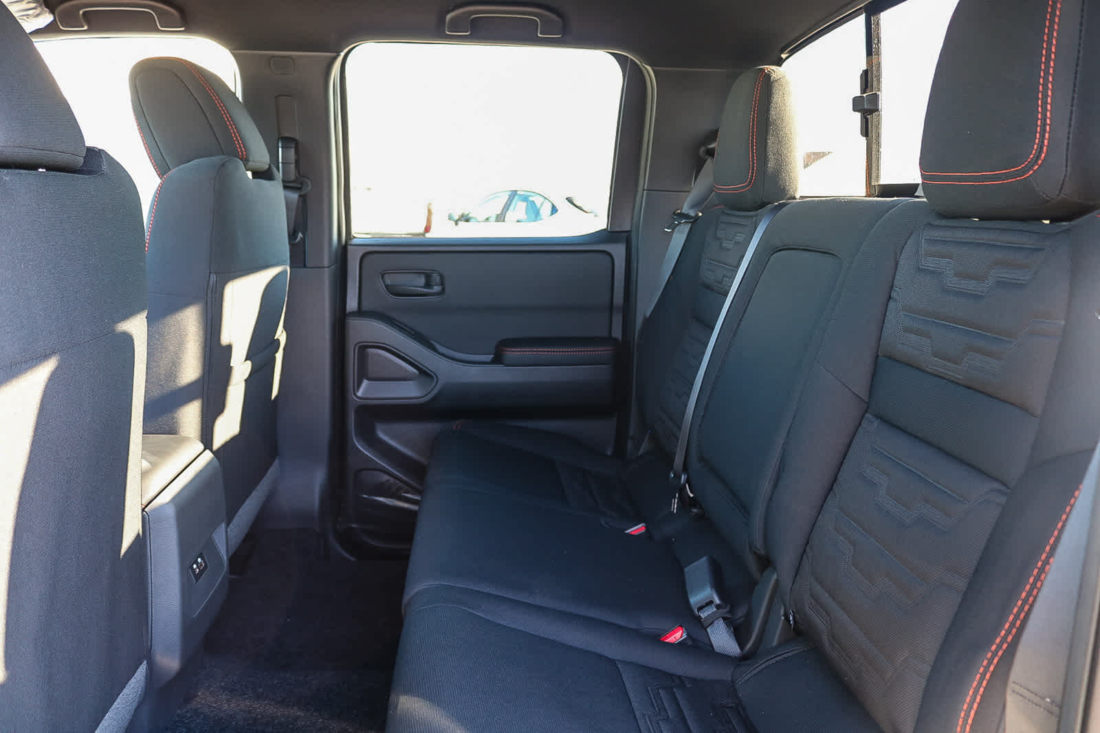 Thumbnail: 2026 Nissan Frontier - 20