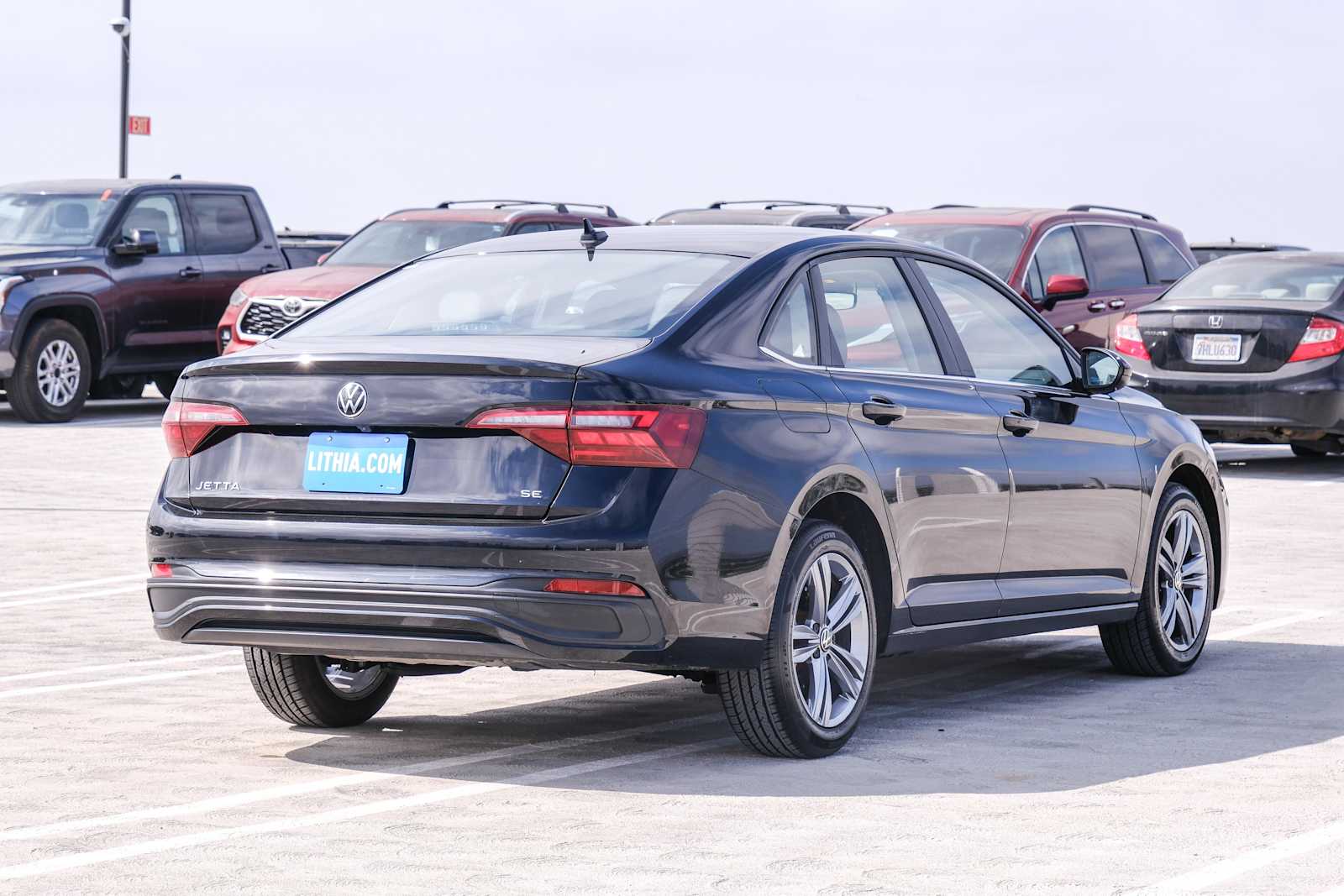Thumbnail: 2024 Volkswagen Jetta - 4