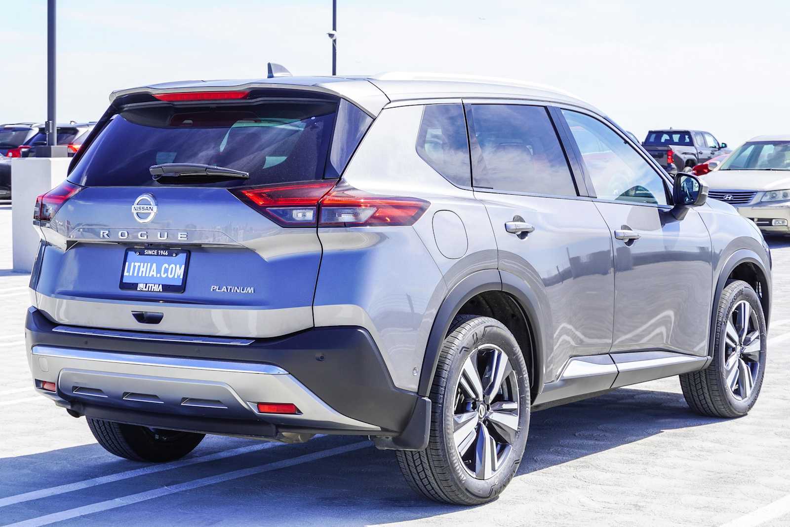 Thumbnail: 2021 Nissan Rogue - 4
