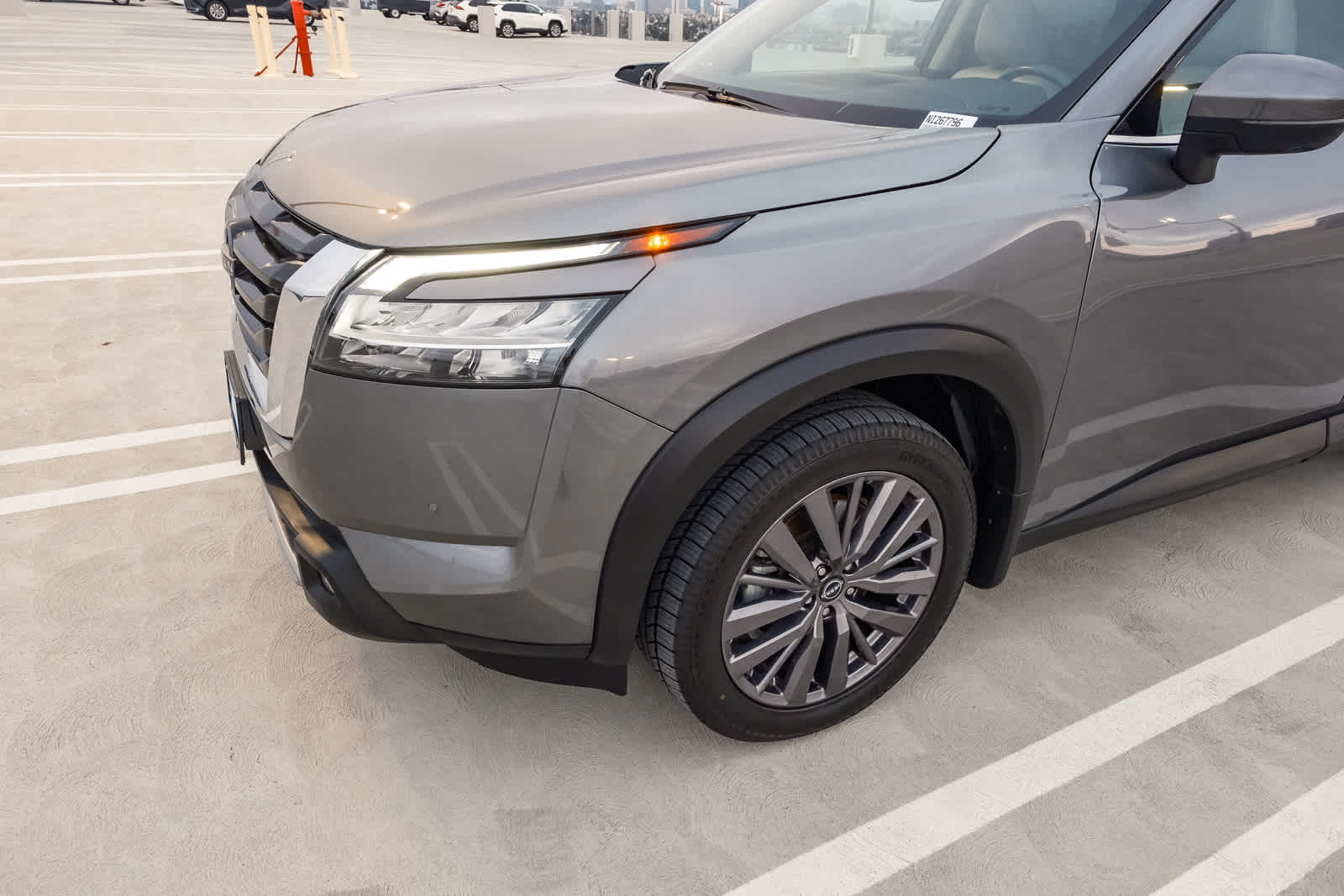 Thumbnail: 2022 Nissan Pathfinder - 12