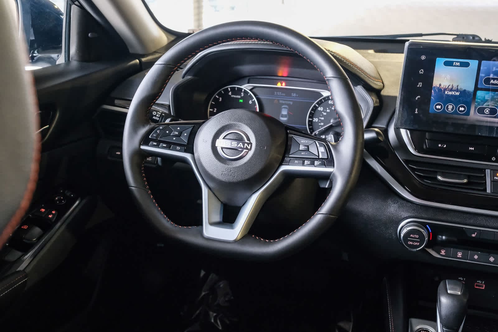 Thumbnail: 2025 Nissan Altima - 17