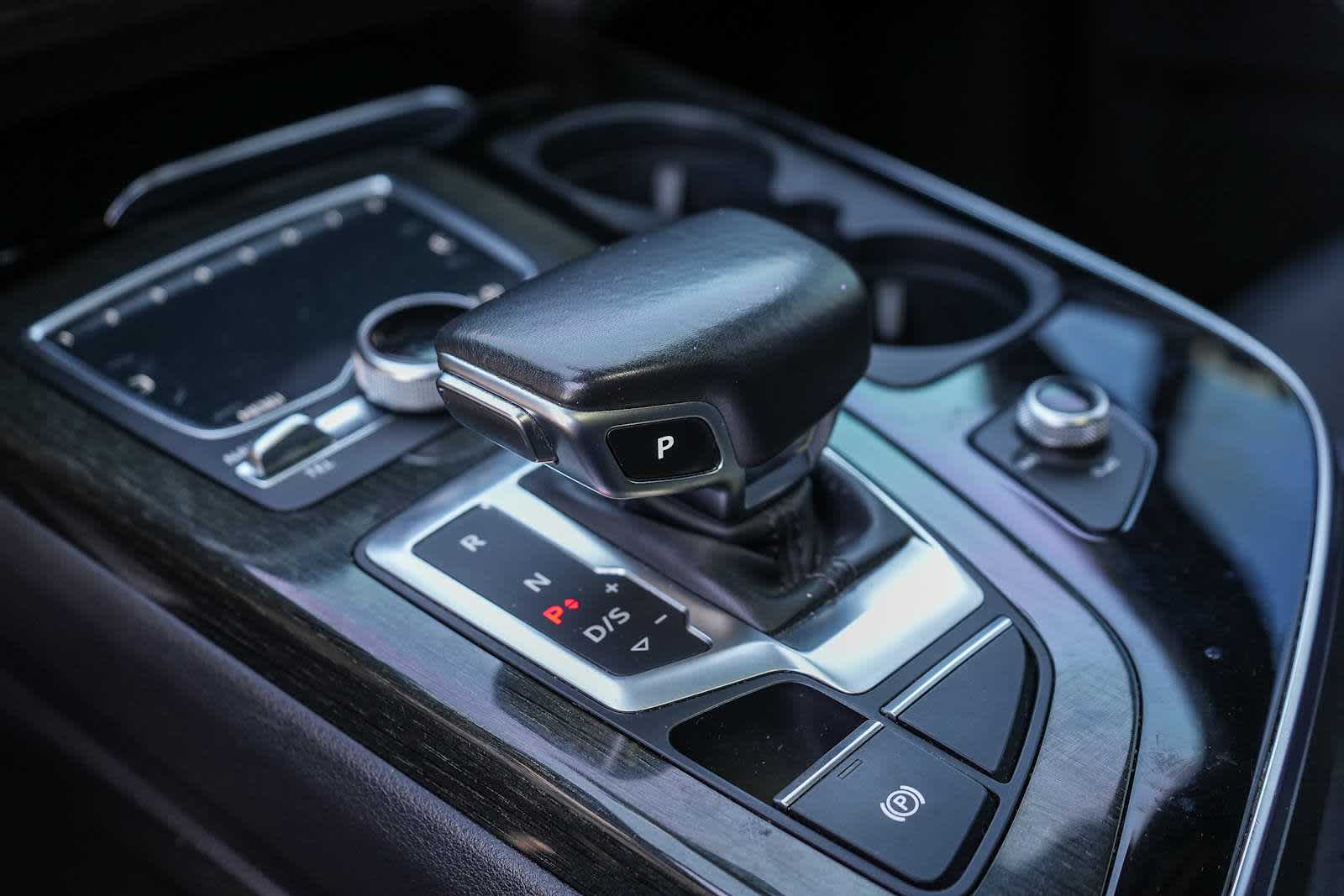 Thumbnail: 2019 Audi Q7 - 17