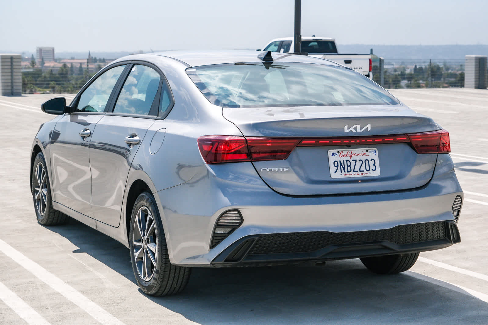 Thumbnail: 2024 Kia Forte - 6
