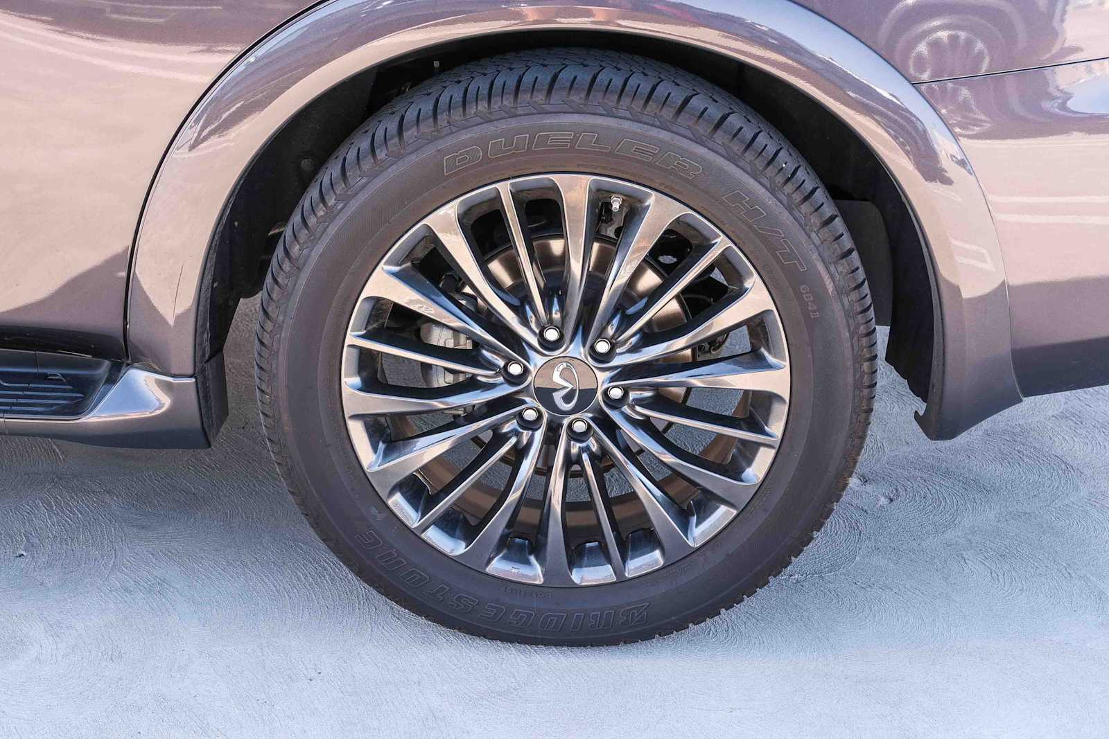Thumbnail: 2023 INFINITI QX80 - 9