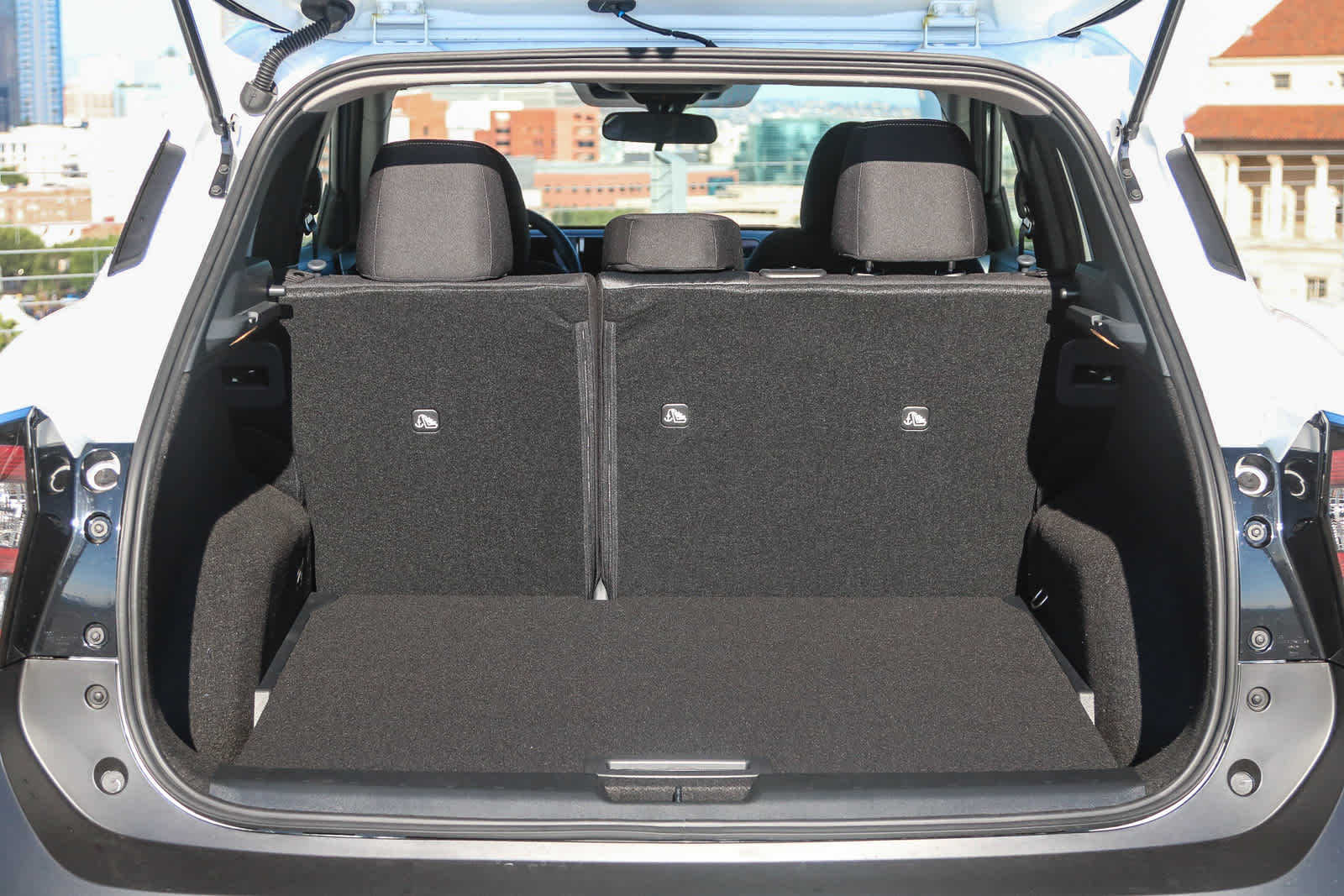 Thumbnail: 2026 Nissan Kicks - 12