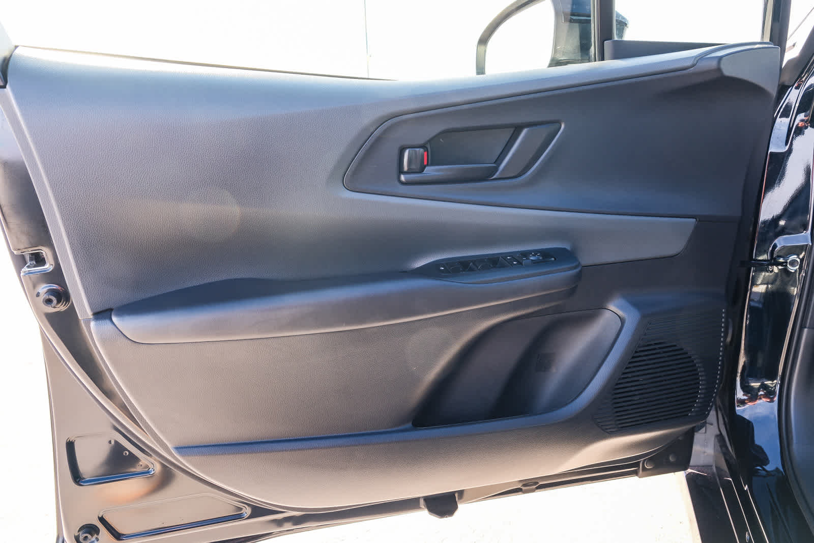 Thumbnail: 2025 Toyota Prius - 21