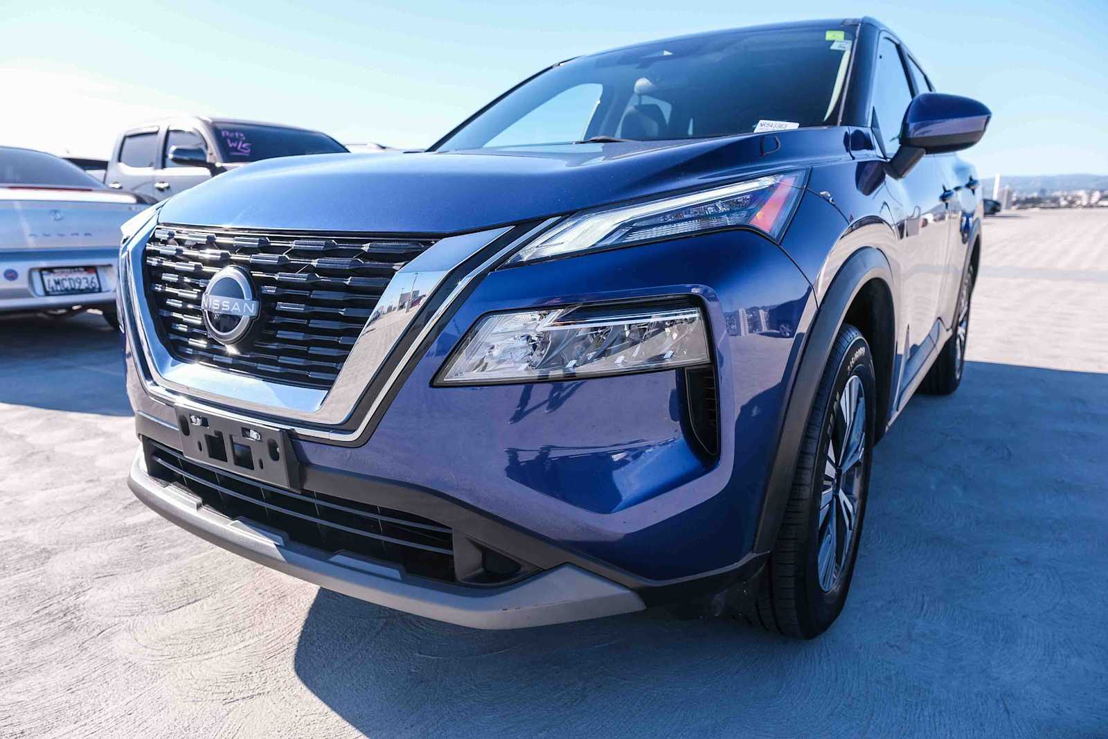 Thumbnail: 2023 Nissan Rogue - 10