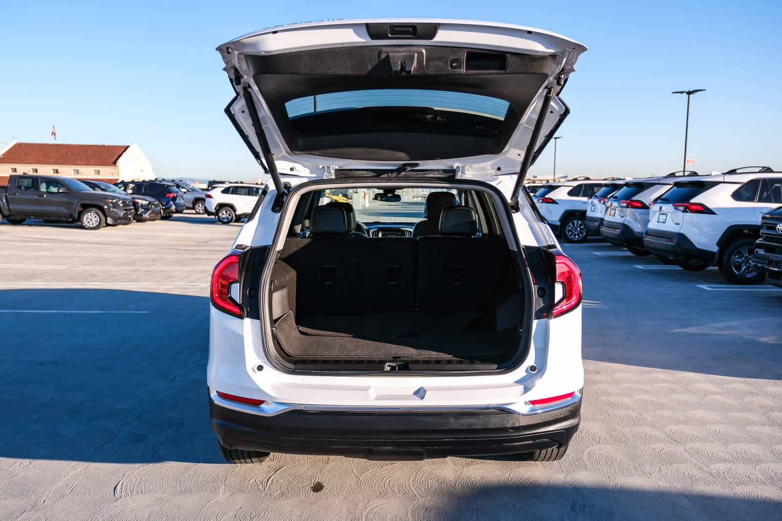 Thumbnail: 2024 GMC Terrain - 23